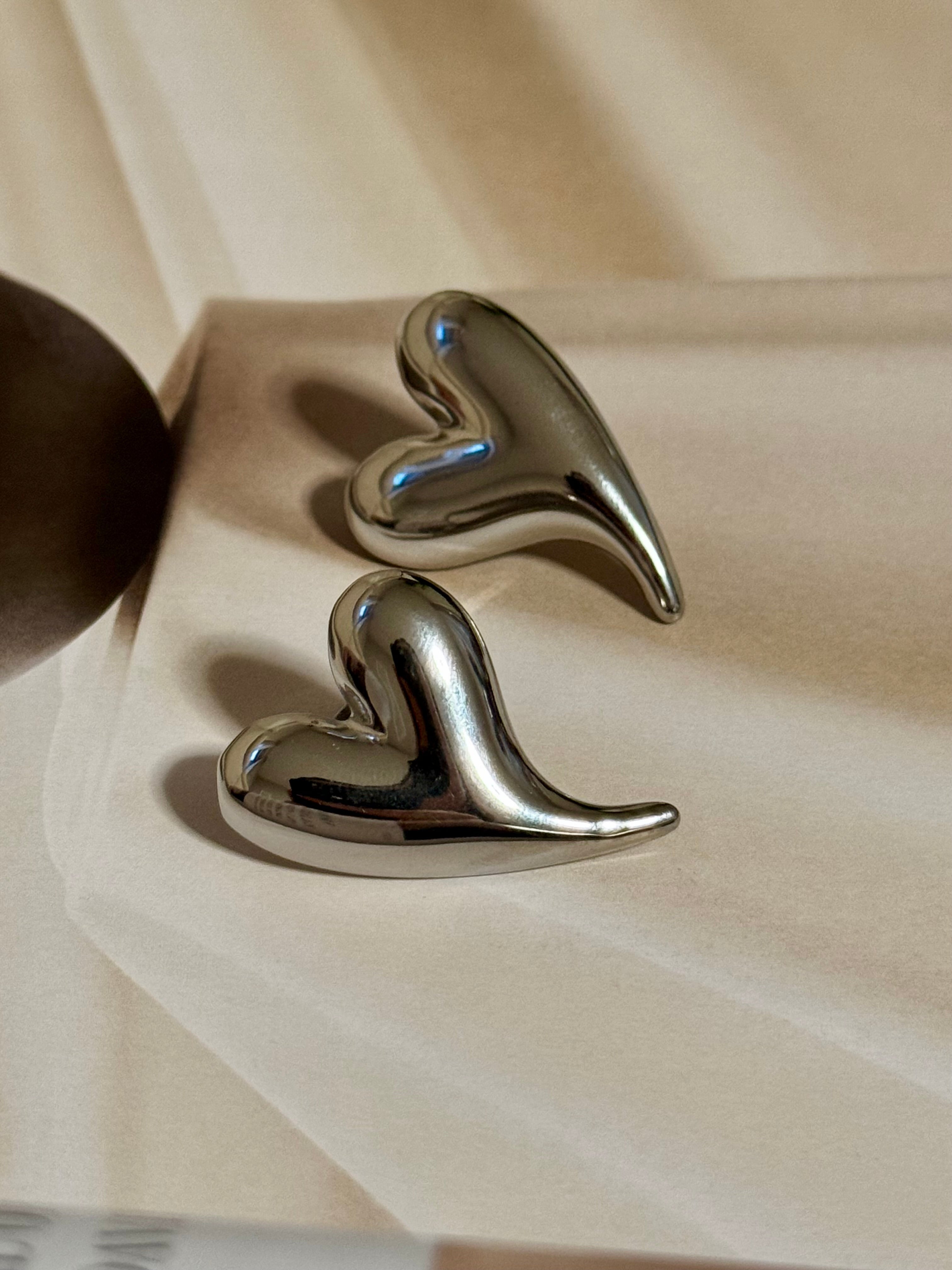 Large XL heart earrings in gold or silver look made of stainless steel