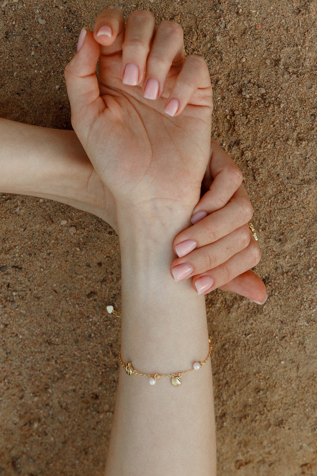 Armkette „Lost in the sea“ - Seestern, Perle und Muscheln - 925 Silber 14K vergoldet