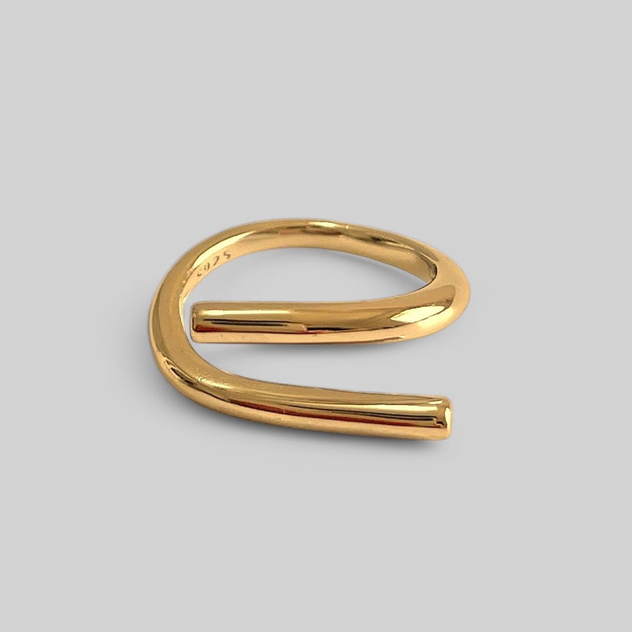 Designer Umarmungsring aus 925 Silber vergoldet