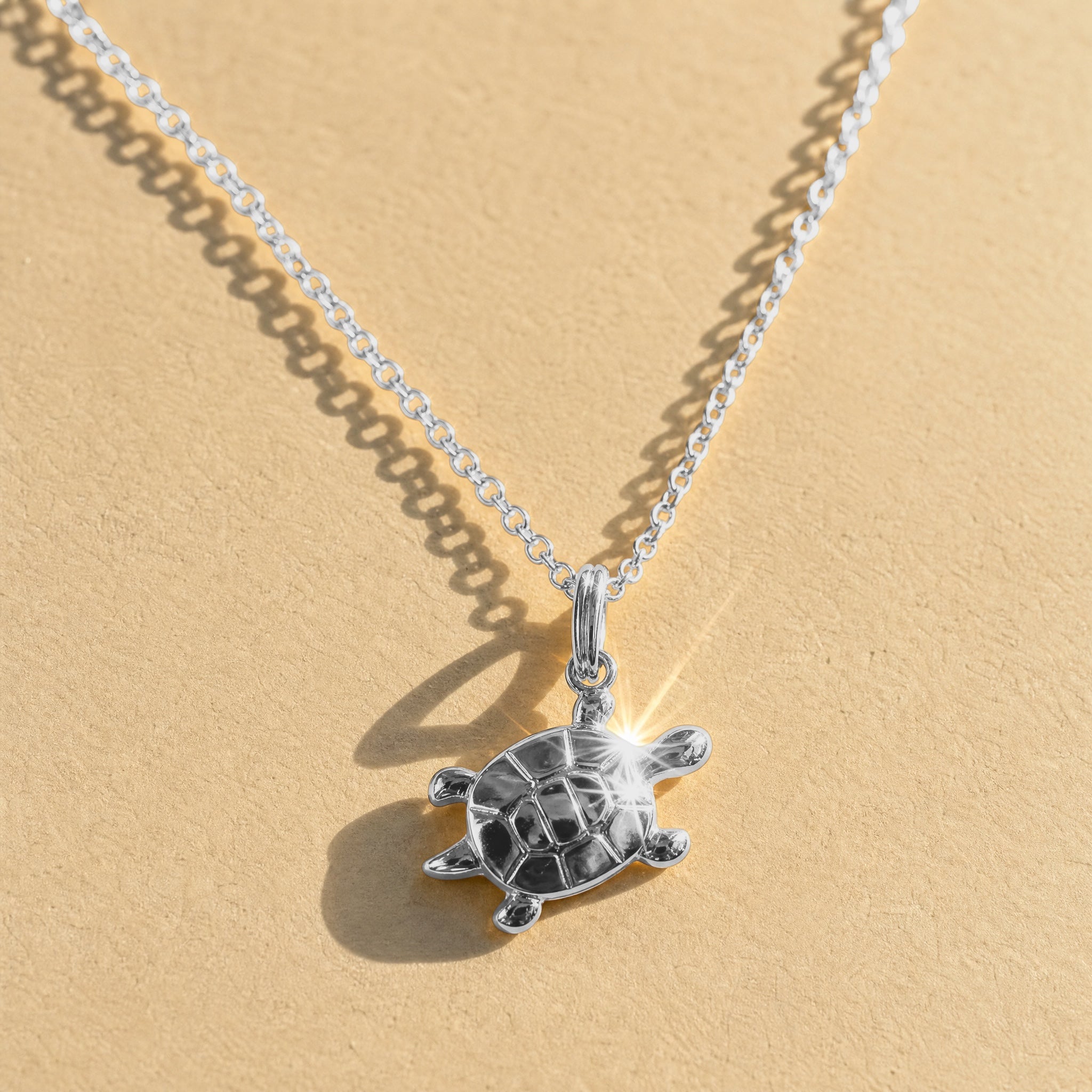 Filigrane Schildkröten-Halskette „Ocean Soul“ aus 925 Silber vergoldet - NINASIA