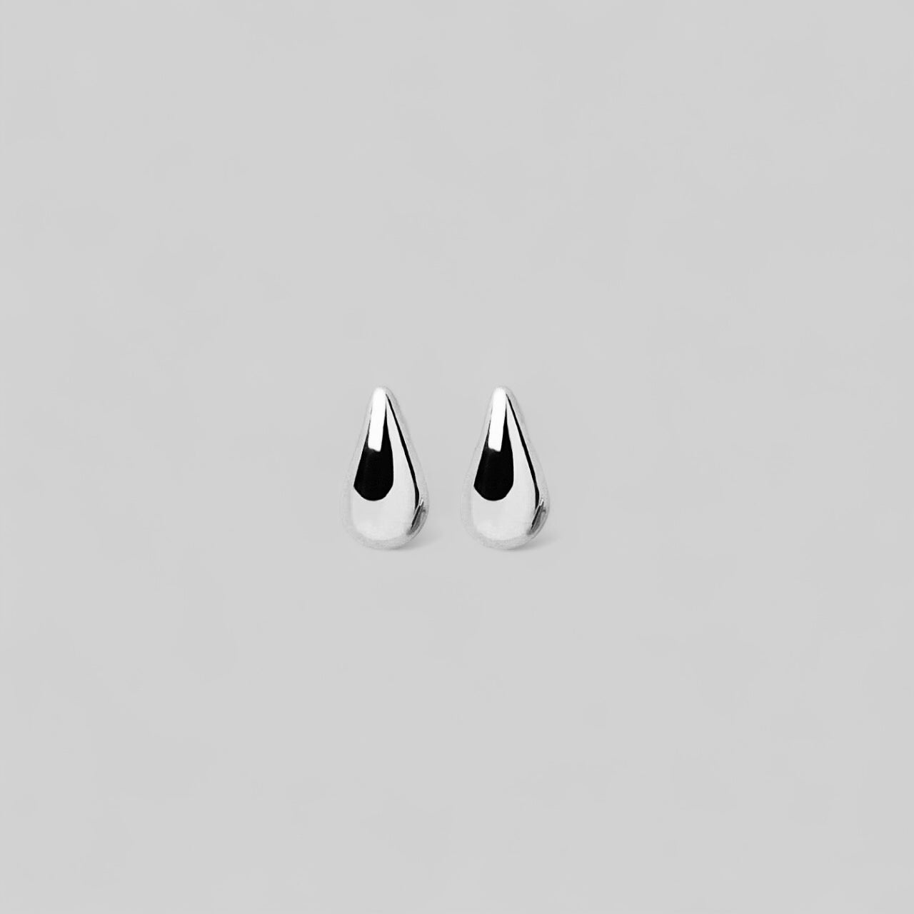 Nano Mini Drop Ohrstecker - 925 Silber 18K vergoldet