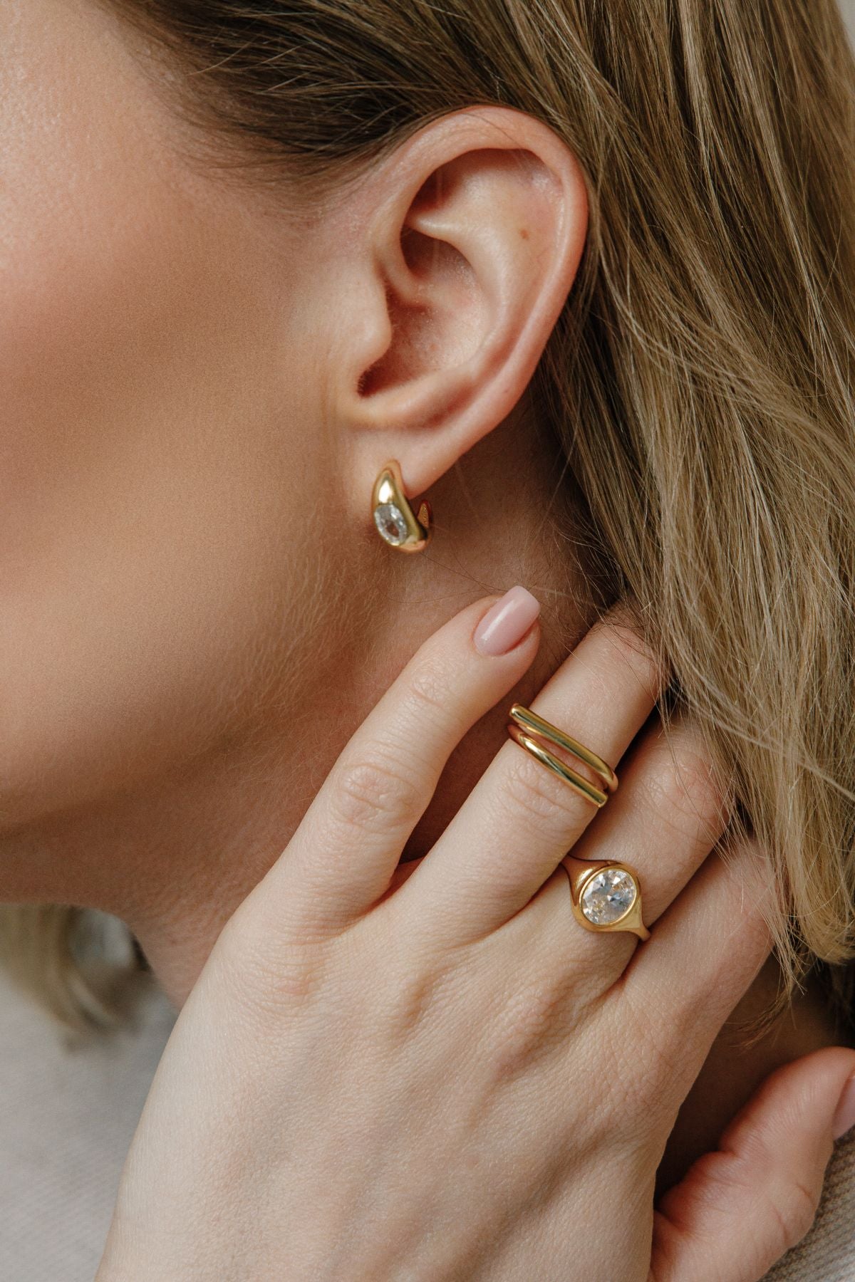 Golden Spark Studs – mit Zirkonia, 925 Silber 14K vergoldet