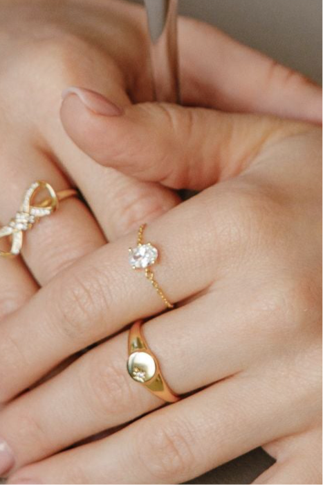 Zirkonia Charm-Ring – Größenverstellbar aus vergoldetem 925er Silber