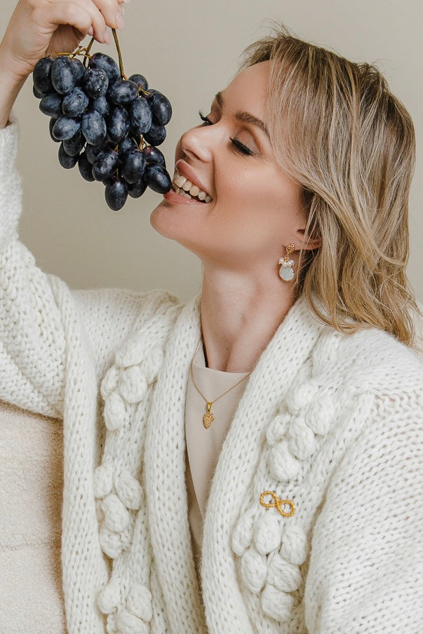 Vineyard Jewelry – 3D Trauben Anhänger aus 925 Silber & 18K Vergoldet – Wine Lover Schmuck, Georgische Saperavi Trauben - NINASIA