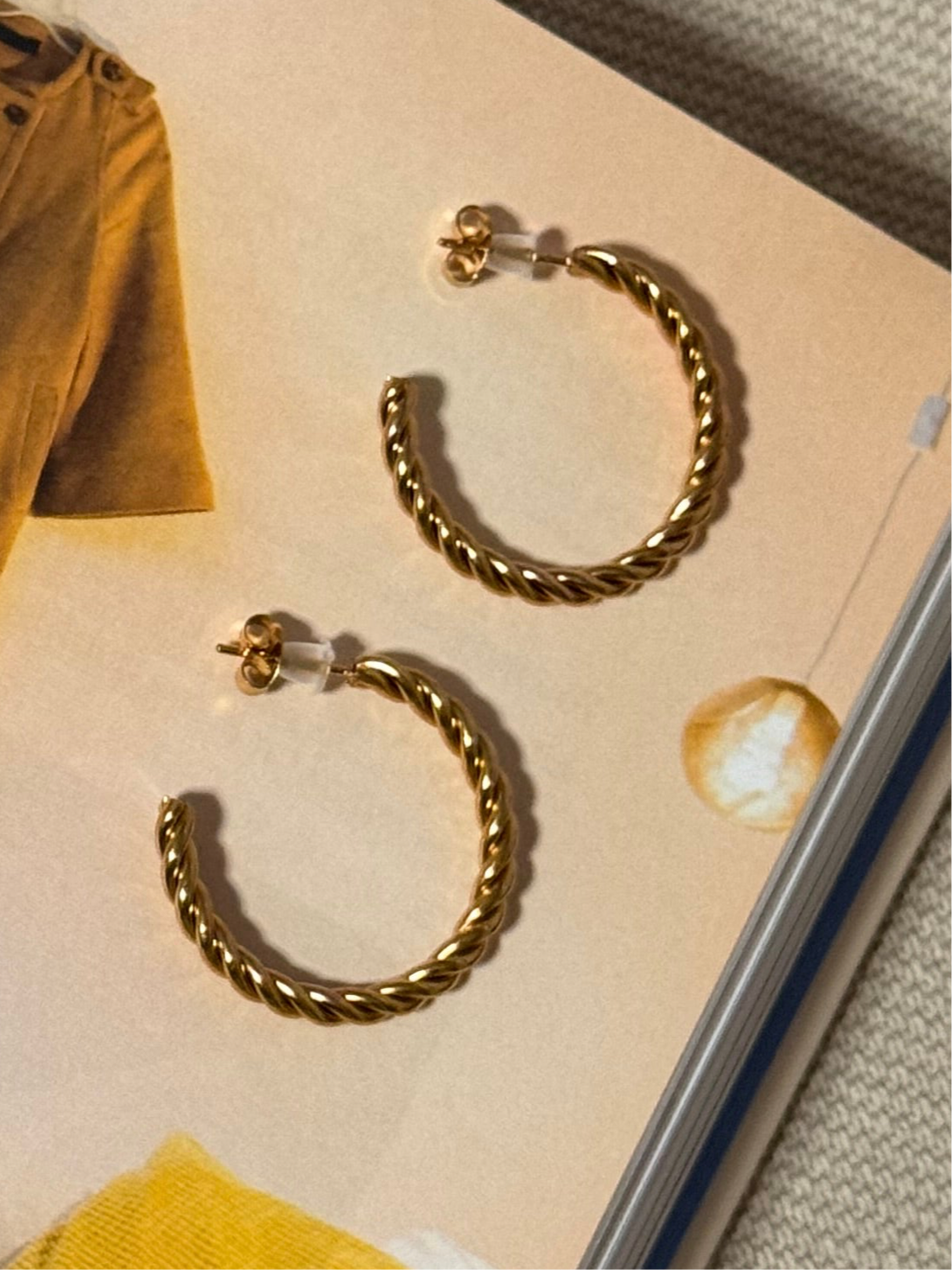Minimalistische Croissant Creolen 18K vergoldet aus Edelstahl