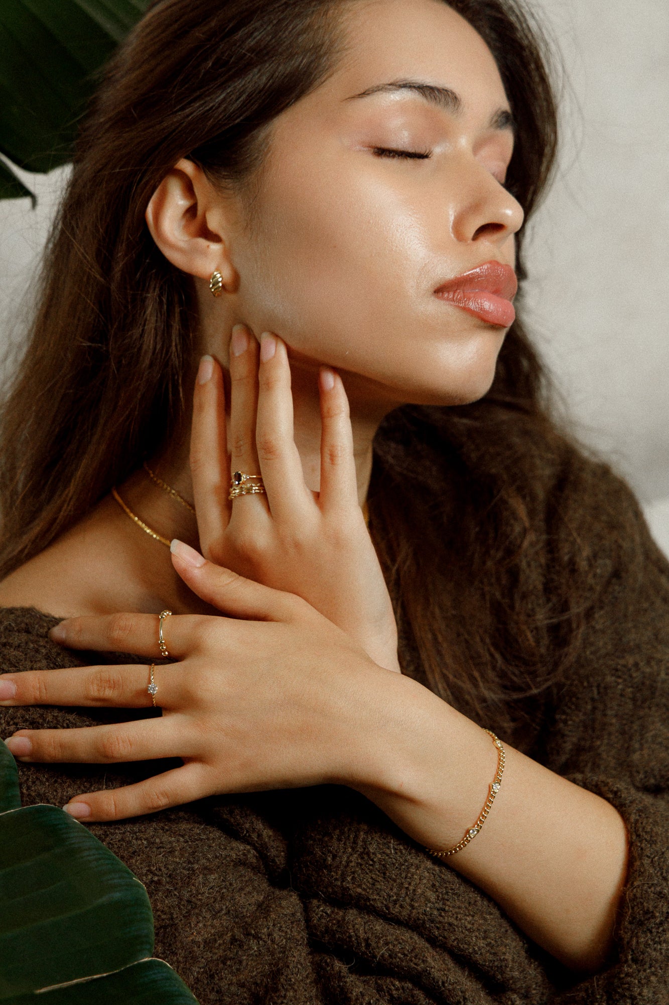 ENDLESS LOVE – Curb Chain Armband mit herzförmigen Zirkonias, aus 925 Silber 18K vergoldet