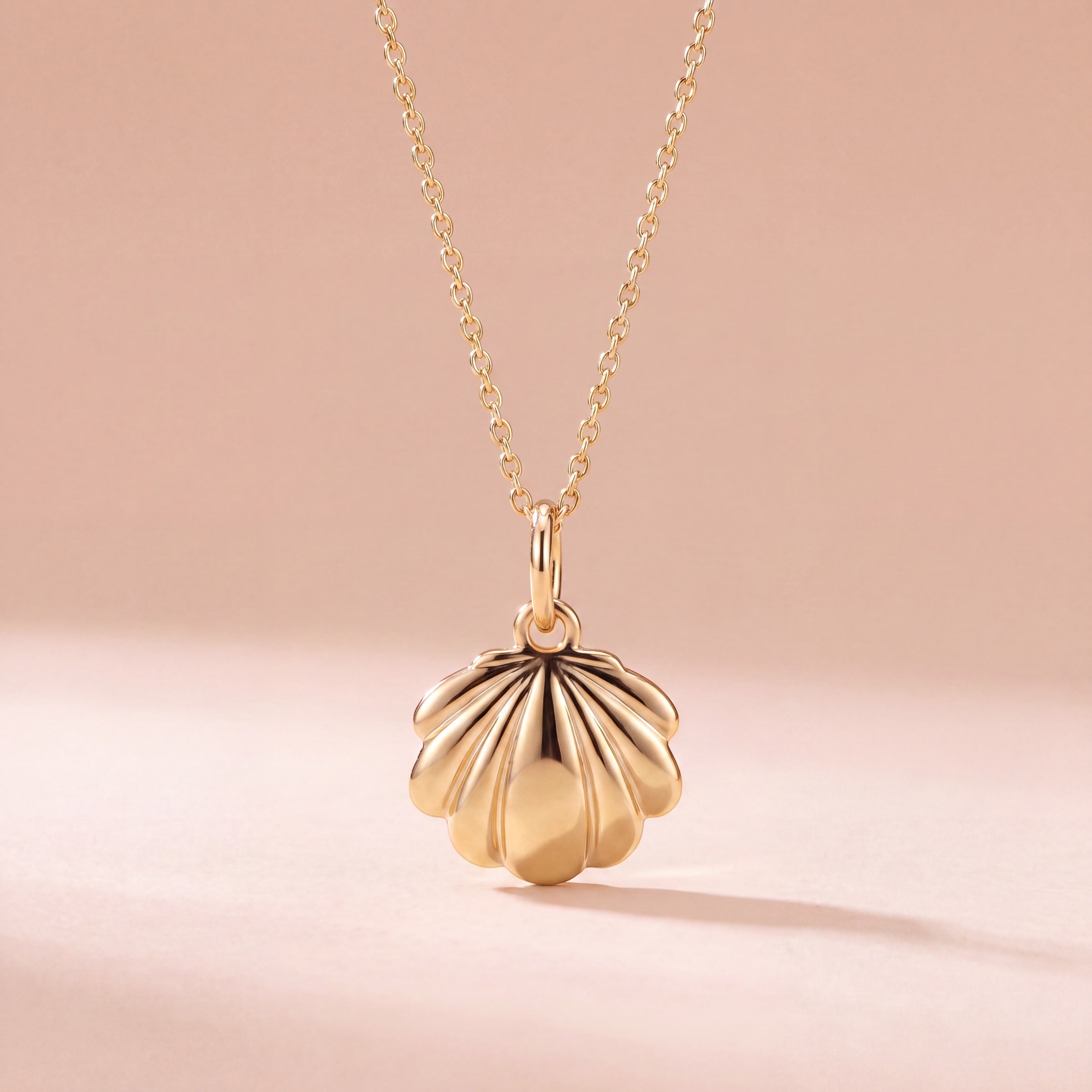 Morea - Pendentif coquillage avec collier en argent 925 plaqué or