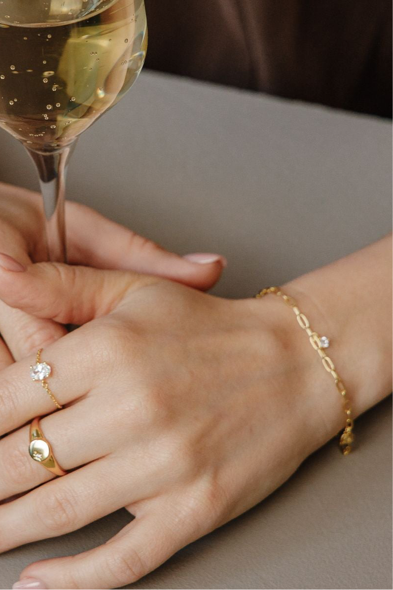 Kette mit Zirkonia Charms Armband – aus 925er Silber vergoldet - NINASIA