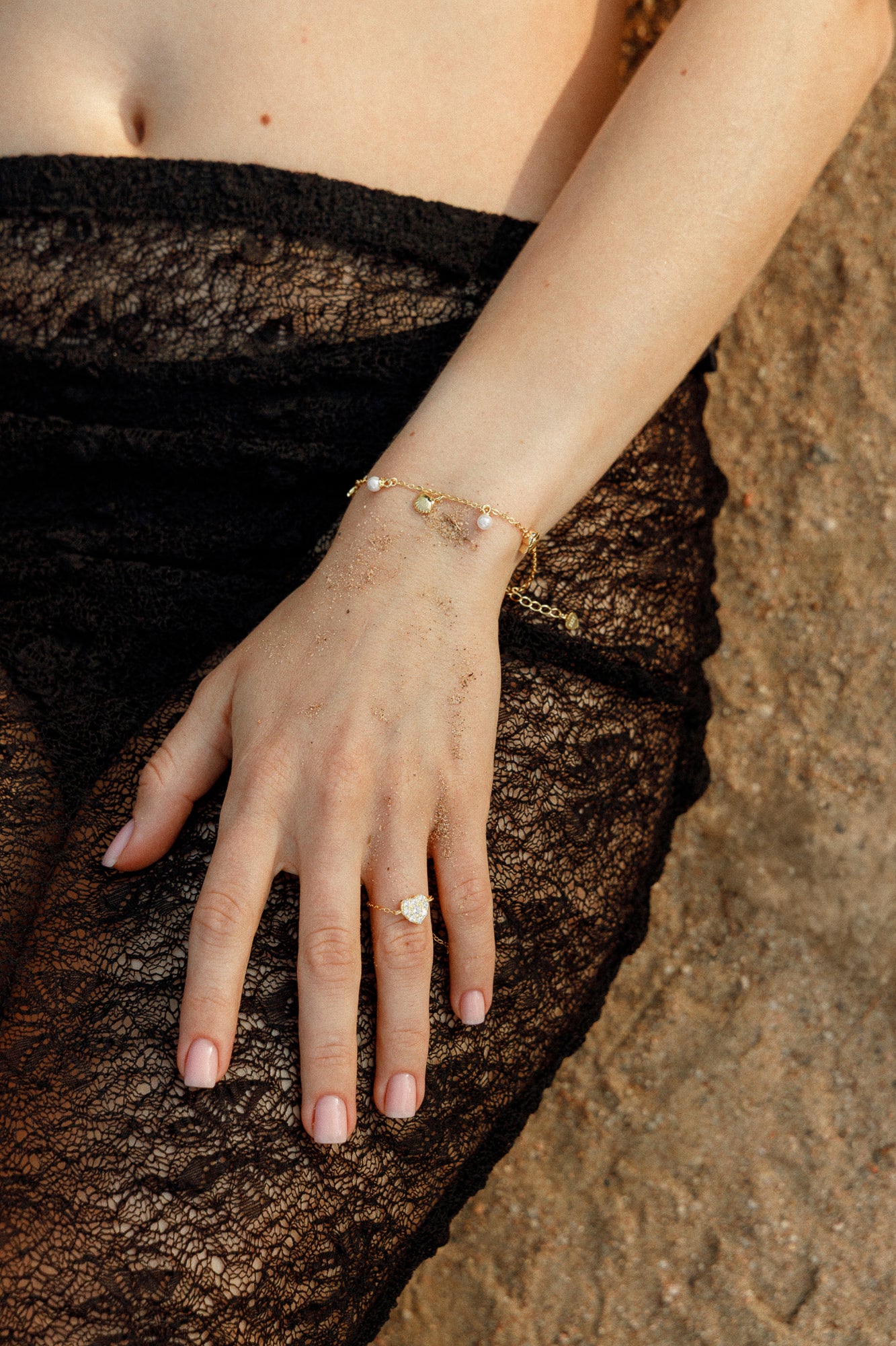 Armkette „Lost in the sea“ - Seestern, Perle und Muscheln - 925 Silber 14K vergoldet