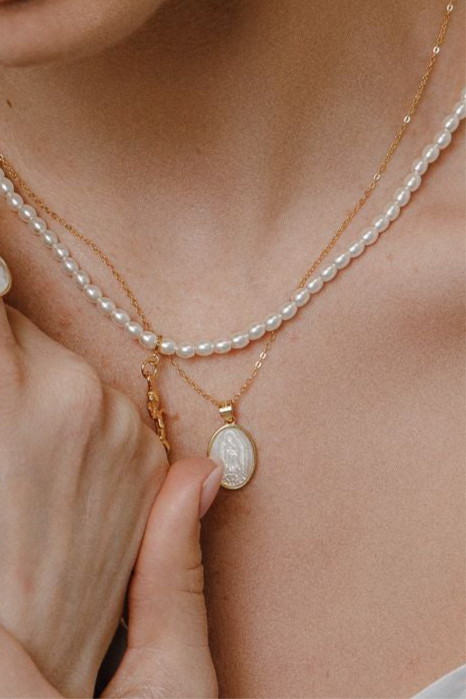 Runde Muschel Charm Maria Halskette aus 925er Silber vergoldet