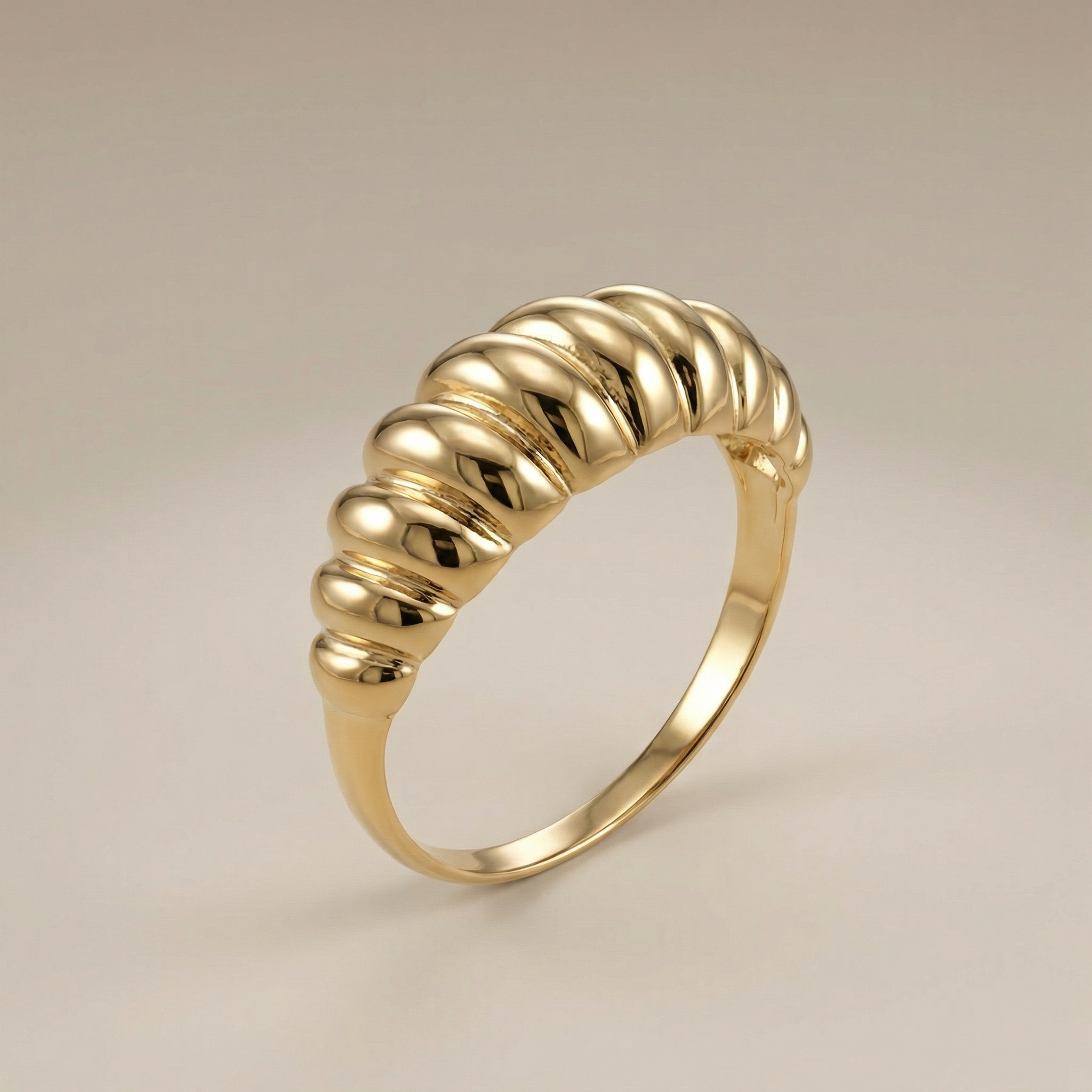 Massiver Croissant Ring aus 925 Silber 18K vergoldet - NINASIA