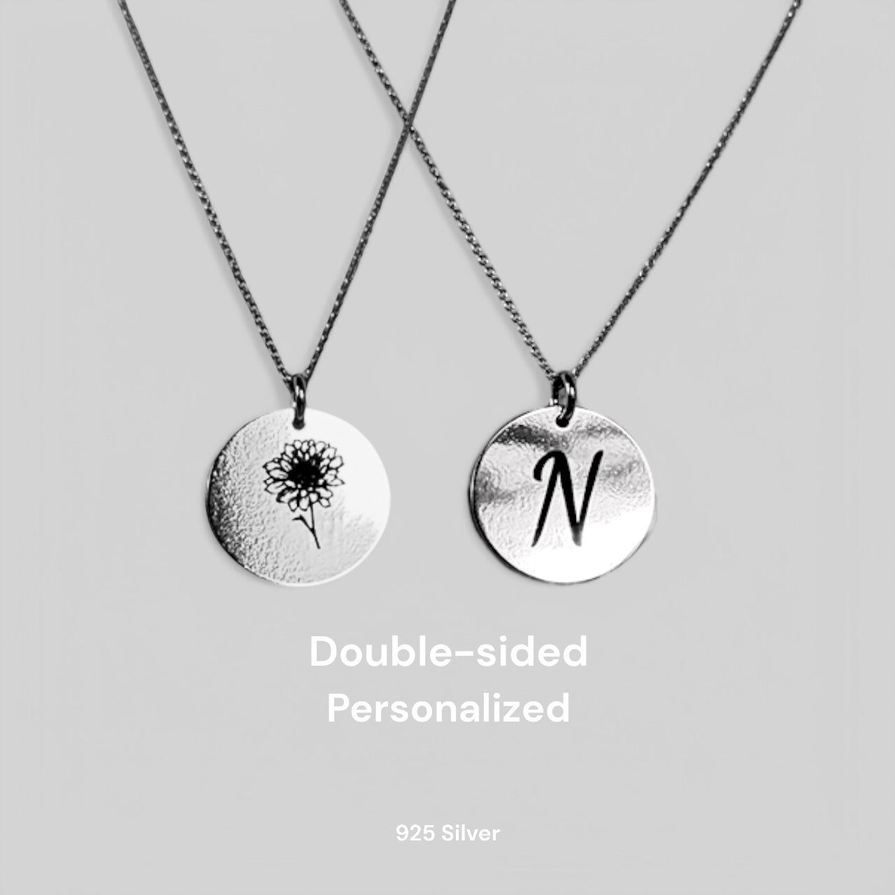 Personalisierte Geburtsblumen-Halskette – Beidseitig gravierbarer Anhänger aus 925 Silber vergoldet mit Initiale & Blumenmotiv