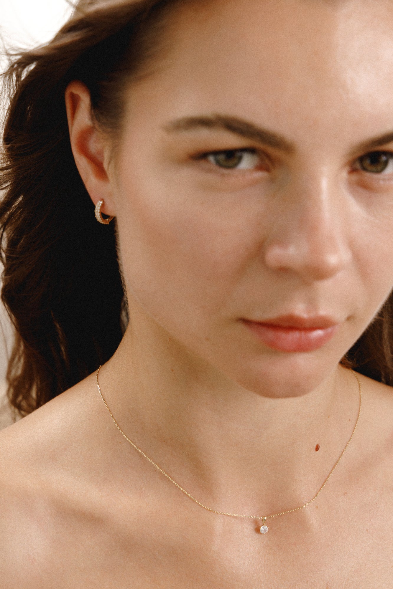 585 gold necklace with 4mm zirconia pendant - classic necklace