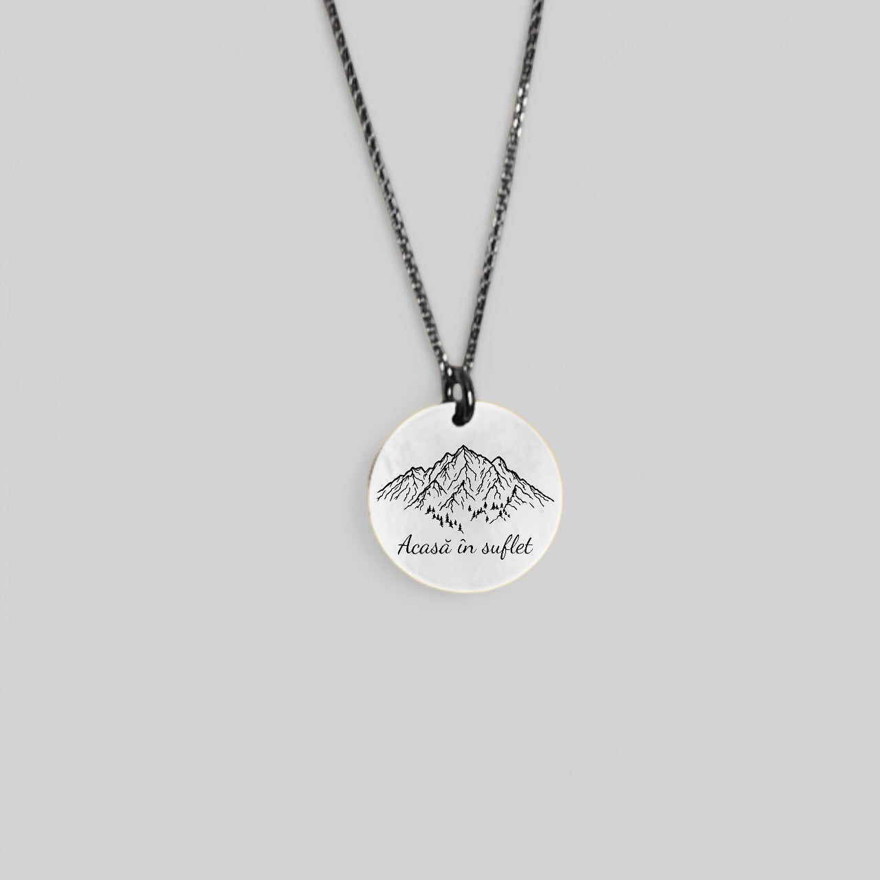 Heimat Schmuck – Karpaten Anhänger mit Gravur „Acasă în suflet“ (Zuhause im Herzen) – Symbol der Verbundenheit mit Rumänien – Aus 925 Silber & 18K Vergoldet