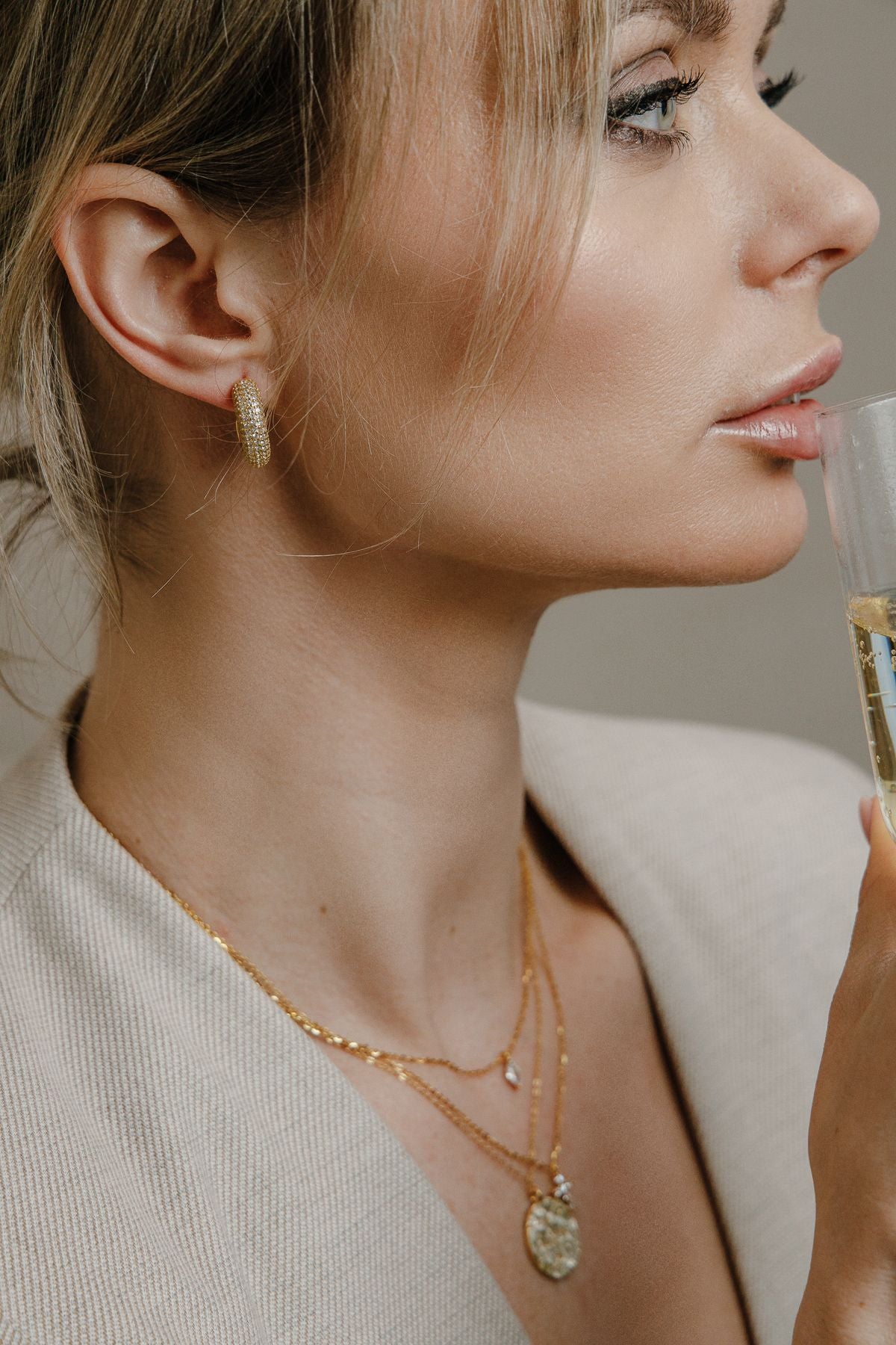Round diamond inlay hoop earrings – radiant earrings made of 925 silver 14K gold-plated