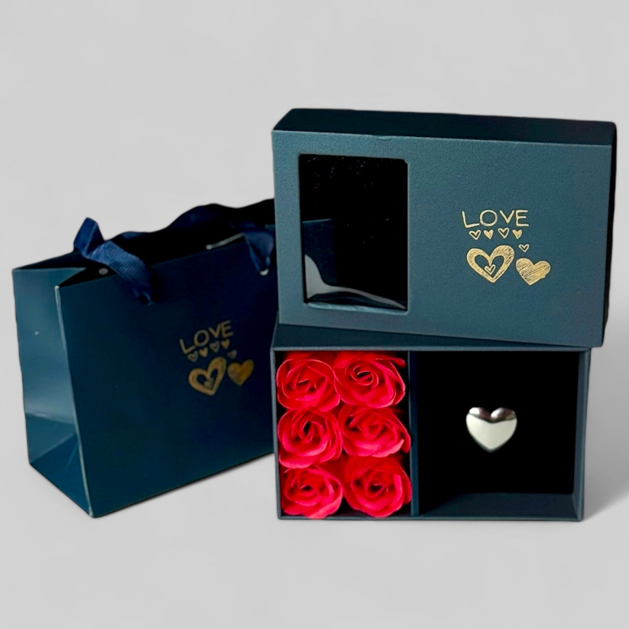 Geschenk zum Valentinstag - Geburtstag - Love Box mit Rosen und Tüte - Übergroßer herzförmiger Chunky Ring 925 Silber
