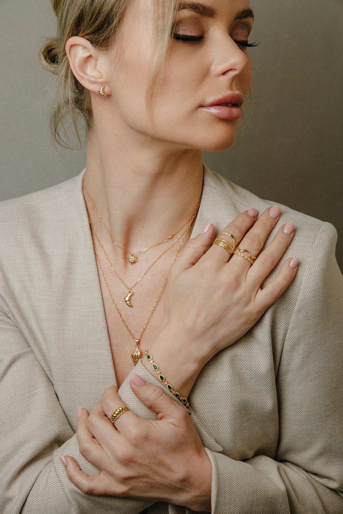 Croissant pendant necklace made of 925 silver 18K gold plated