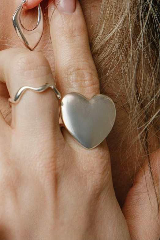 Übergroßer herzförmiger Chunky Ring 925 Silber