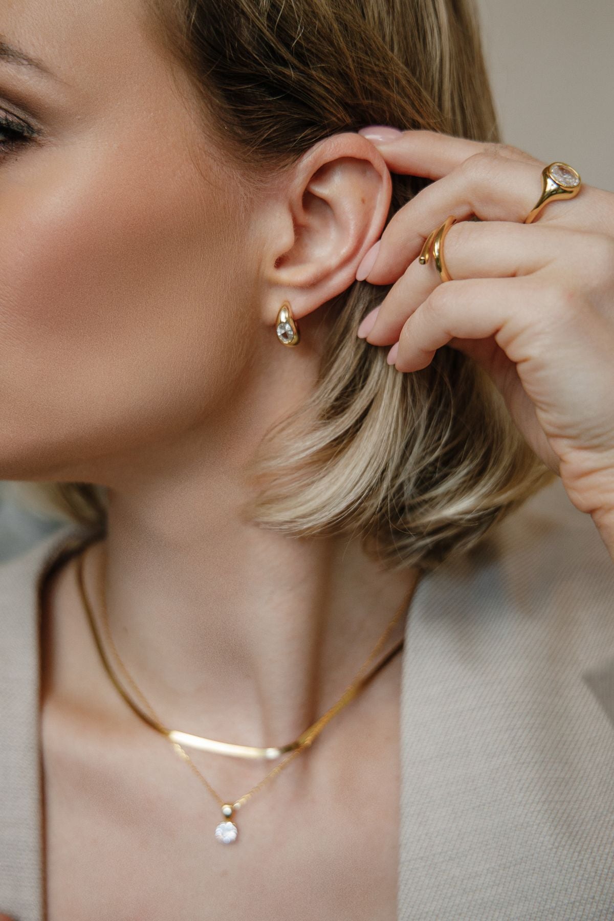 Golden Spark Studs – mit Zirkonia, 925 Silber 14K vergoldet
