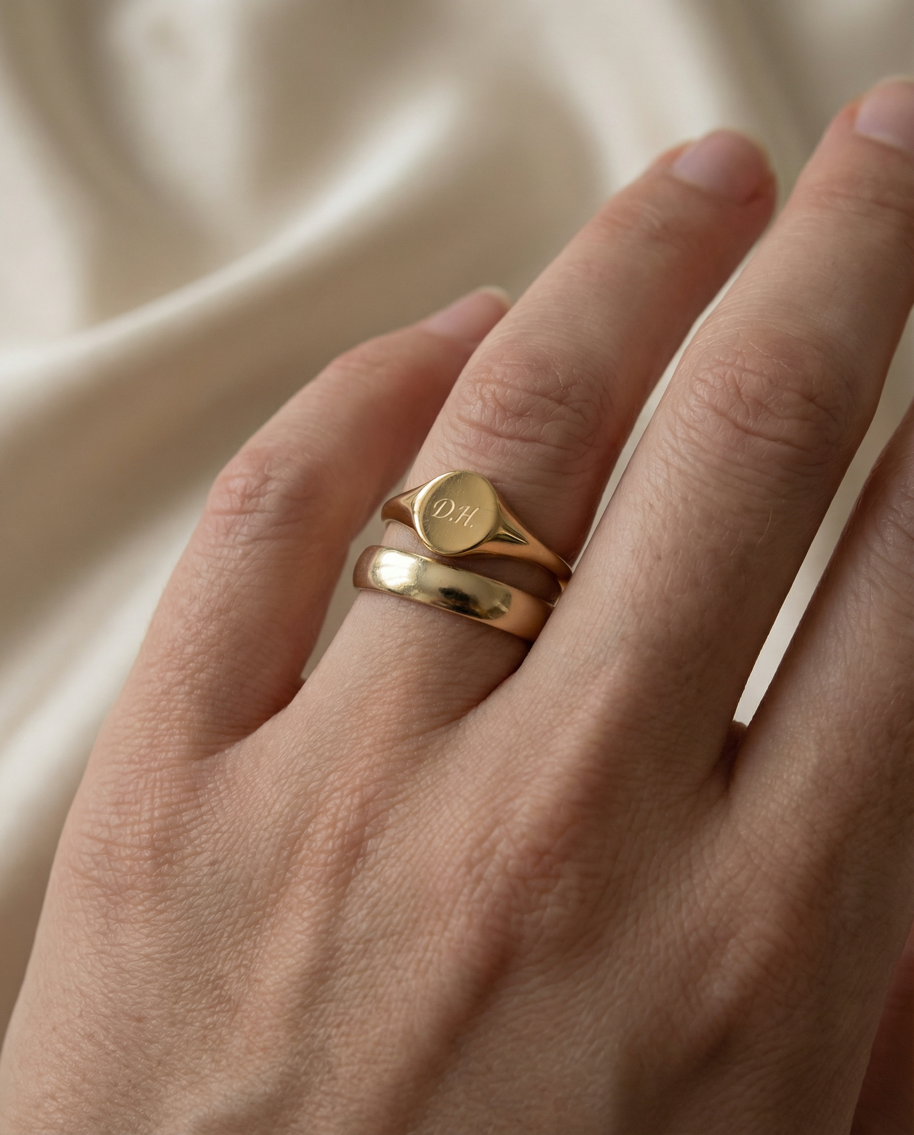 Personalisierter Siegelring mit Gravur – 925 Silber und Silber 18K vergoldet – Initialen, Symbole und mehr