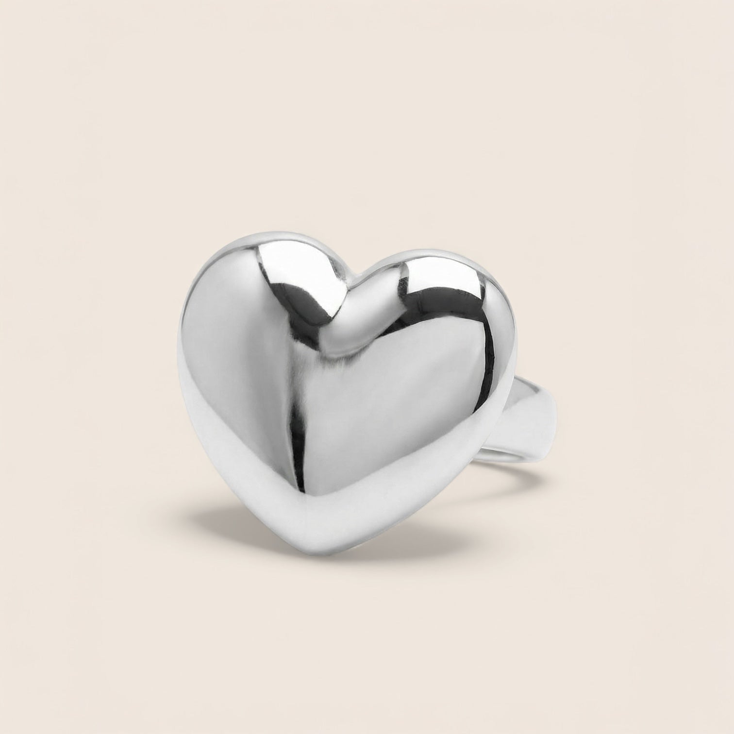 Oversized chunky heart ring made of 925 sterling silver – adjustable size