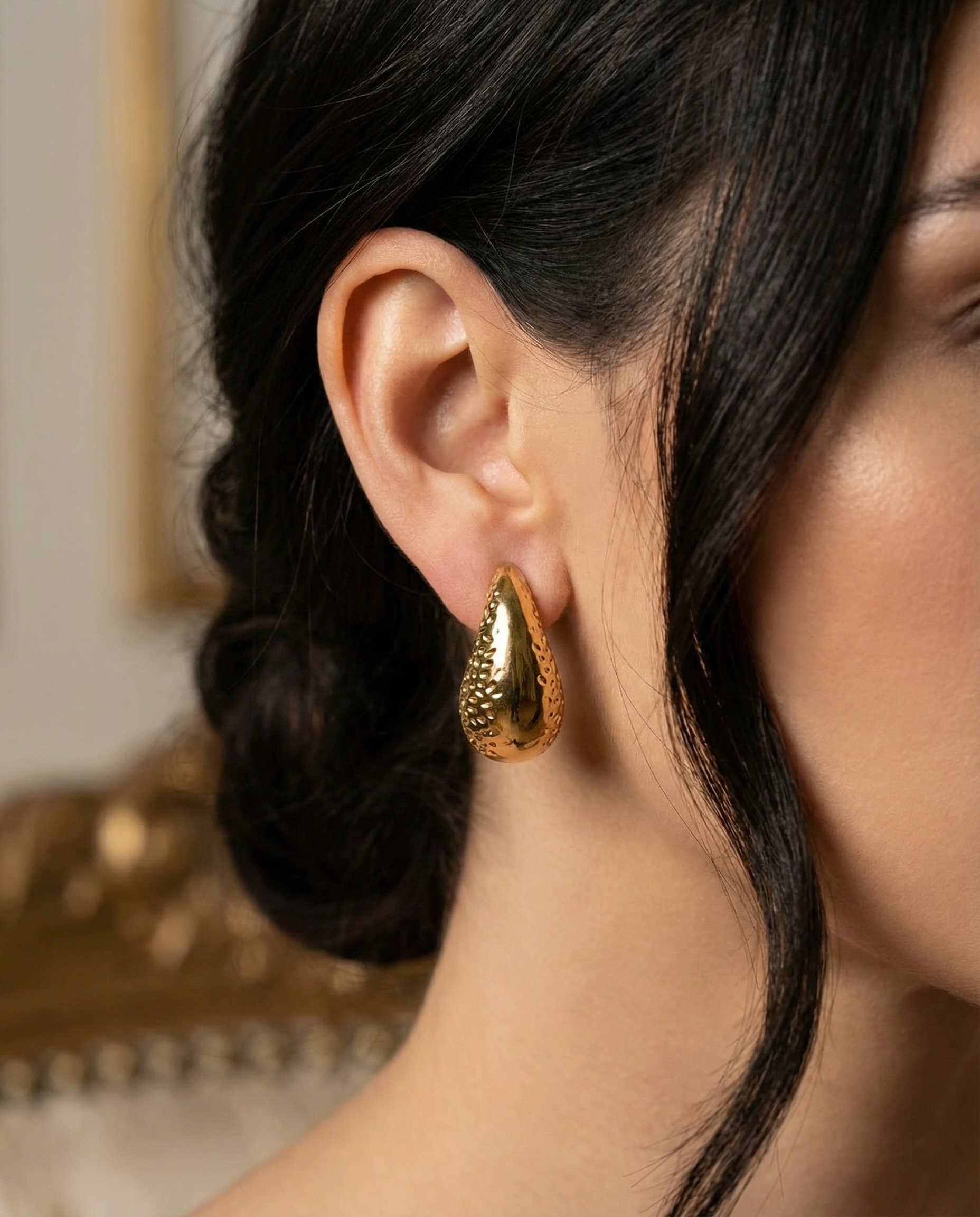 Große XXL Tropfenohrringe mit Textur – 18K vergoldet aus Edelstahl