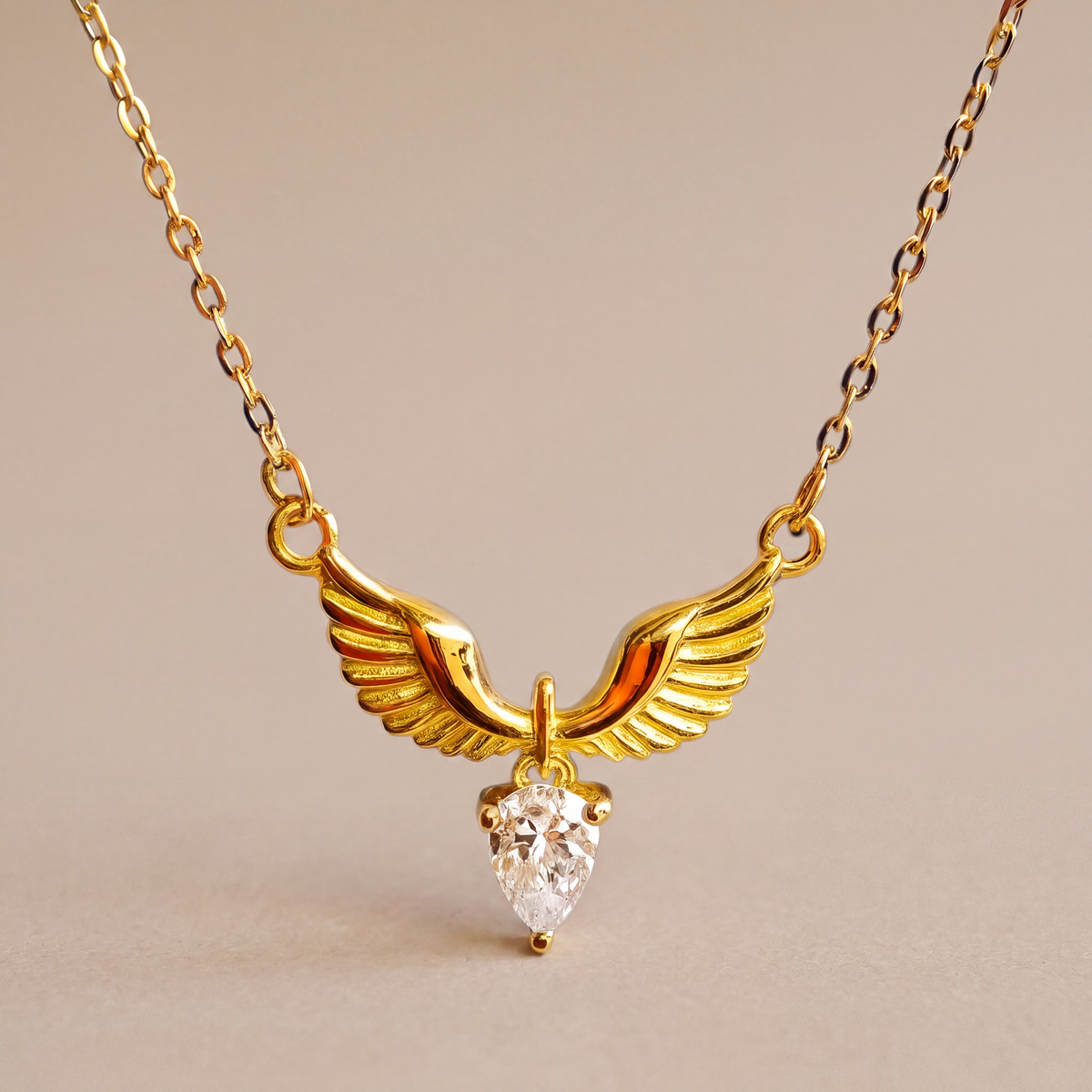 Gabrielle – Flügel Halskette mit Zirkonia – 925 Silber 14K vergoldet