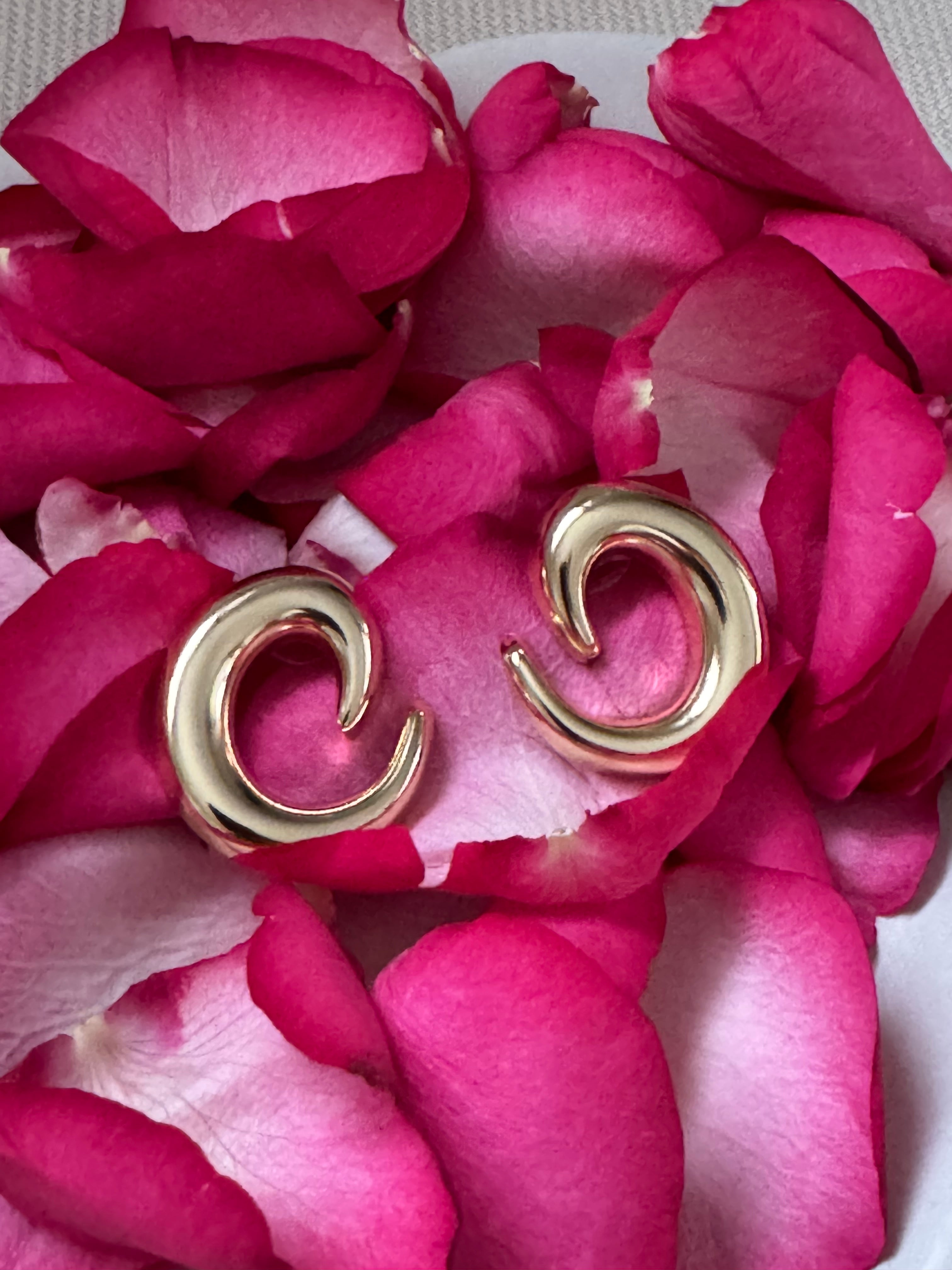 Chunky Chic Wirbel Ohrringe in Gold-Optik aus Edelstahl