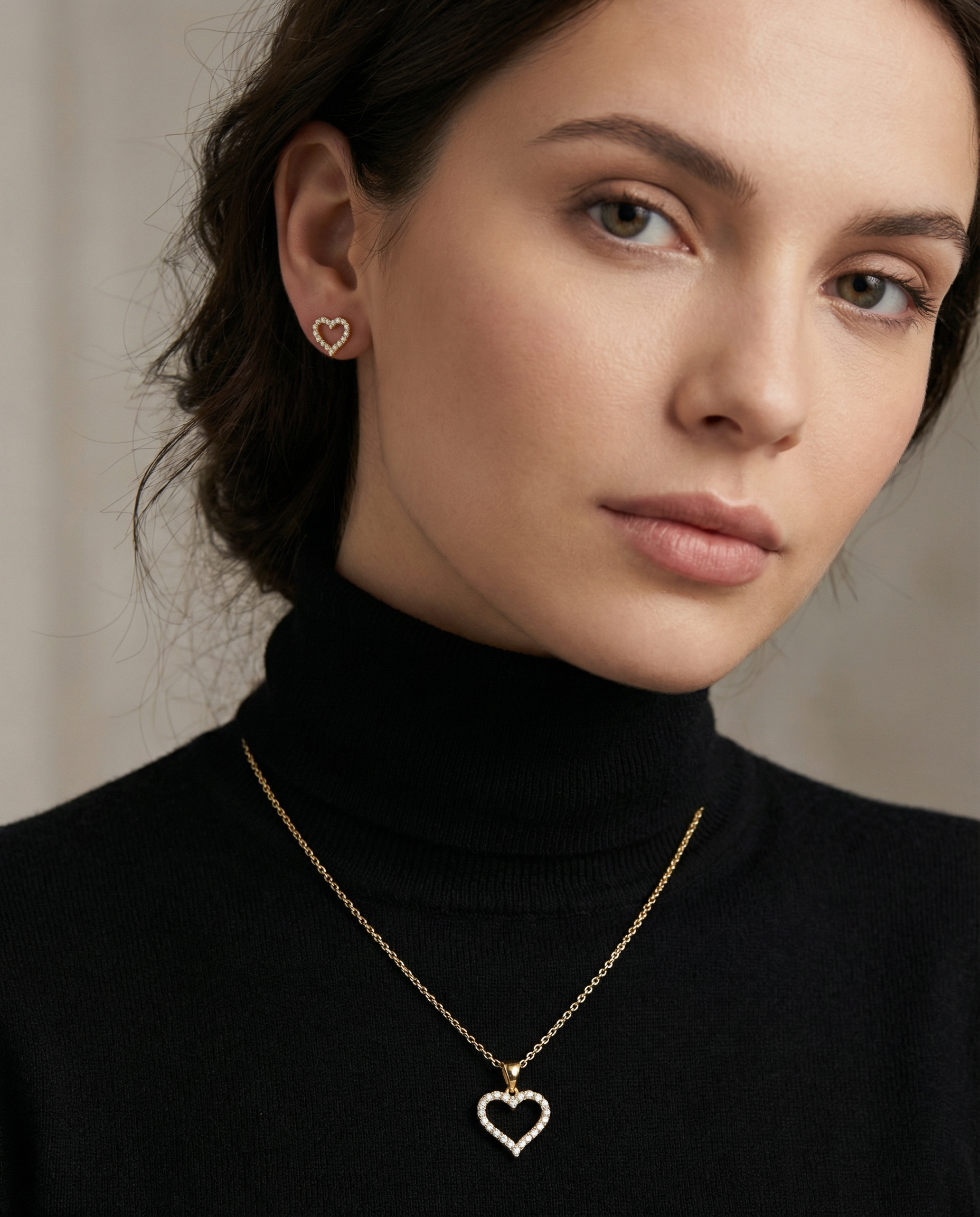 „Amora“ Herz Halskette aus 925 Silber 18K vergoldet