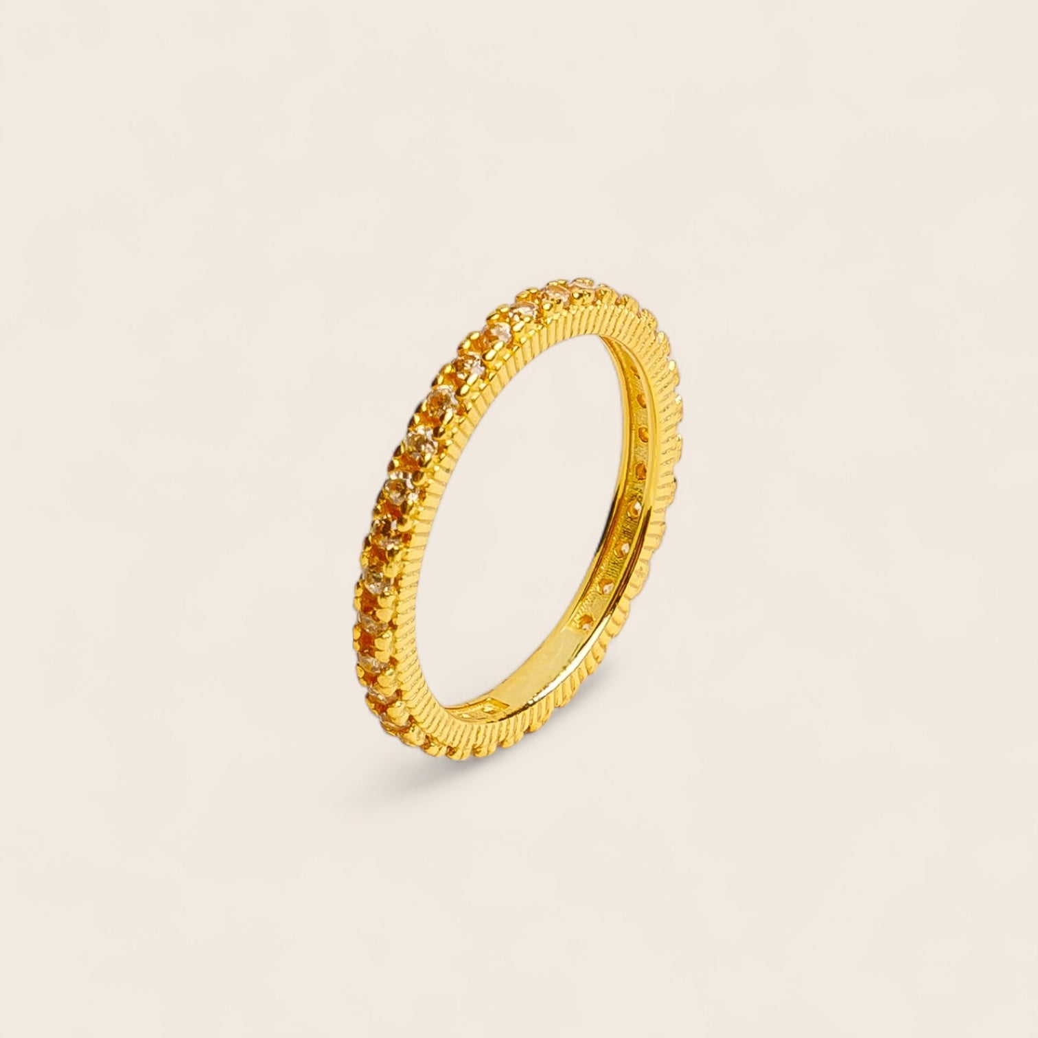 DARK CHAMPAGNE – Diamond inlay zirconia ring in dark champagne color, made of 925 silver 18K gold-plated