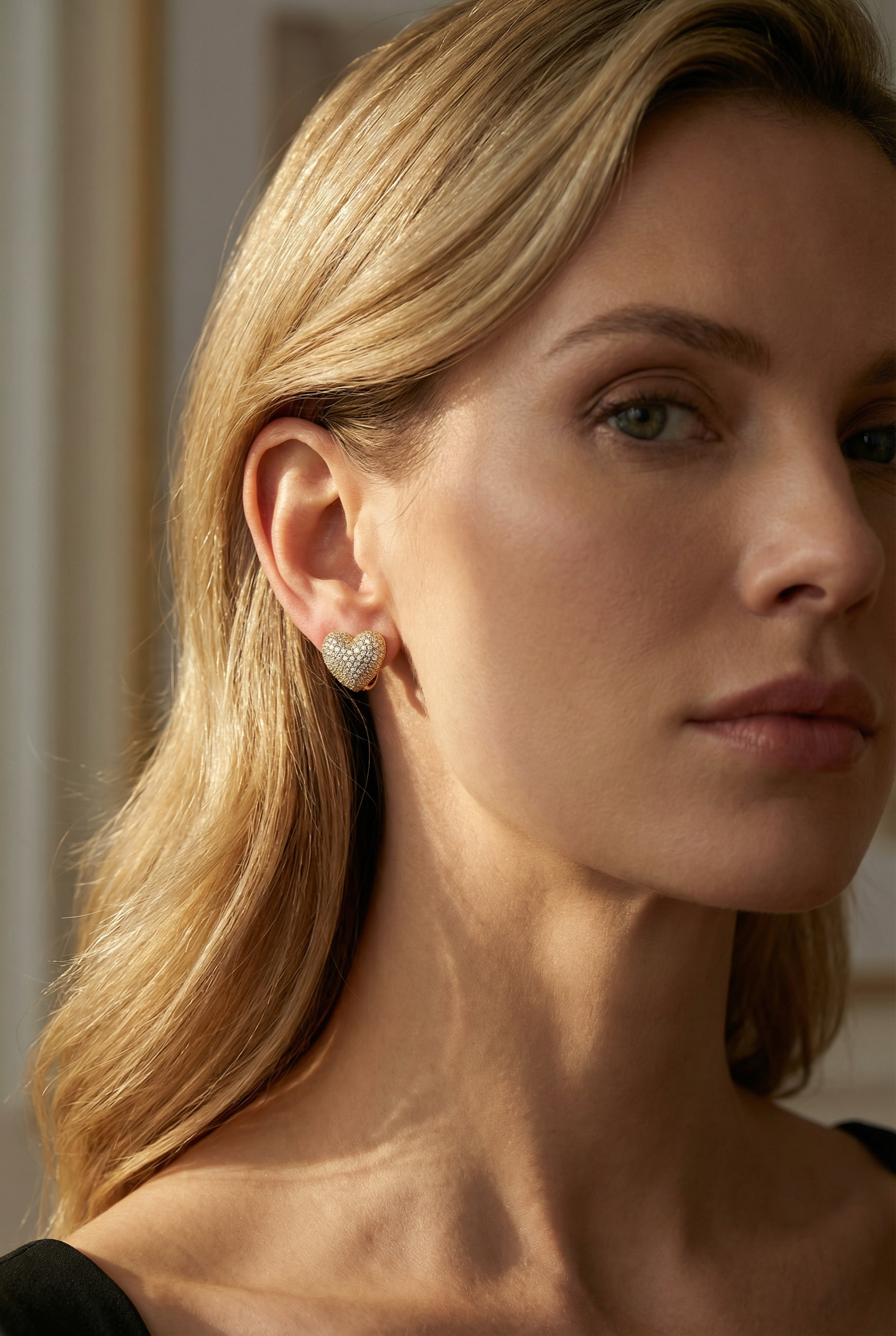 Massive Herz Creolen mit Zirkonia aus 925 Silber vergoldet - NINASIA