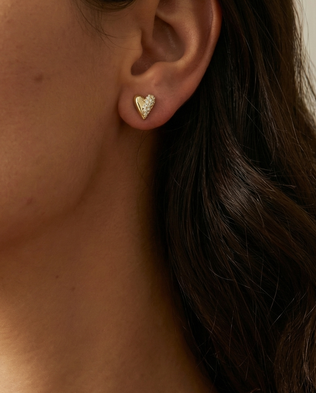 „Desira“ Herz Ohrstecker aus 925 Silber 18K vergoldet