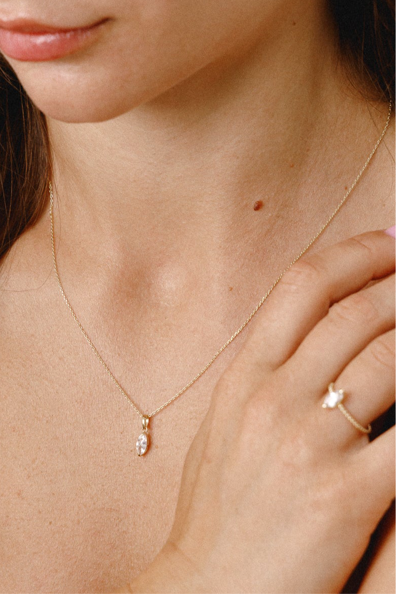 333 Gold Collier mit 3 Zirkonia Anhänger - Tropfen Design Halskette