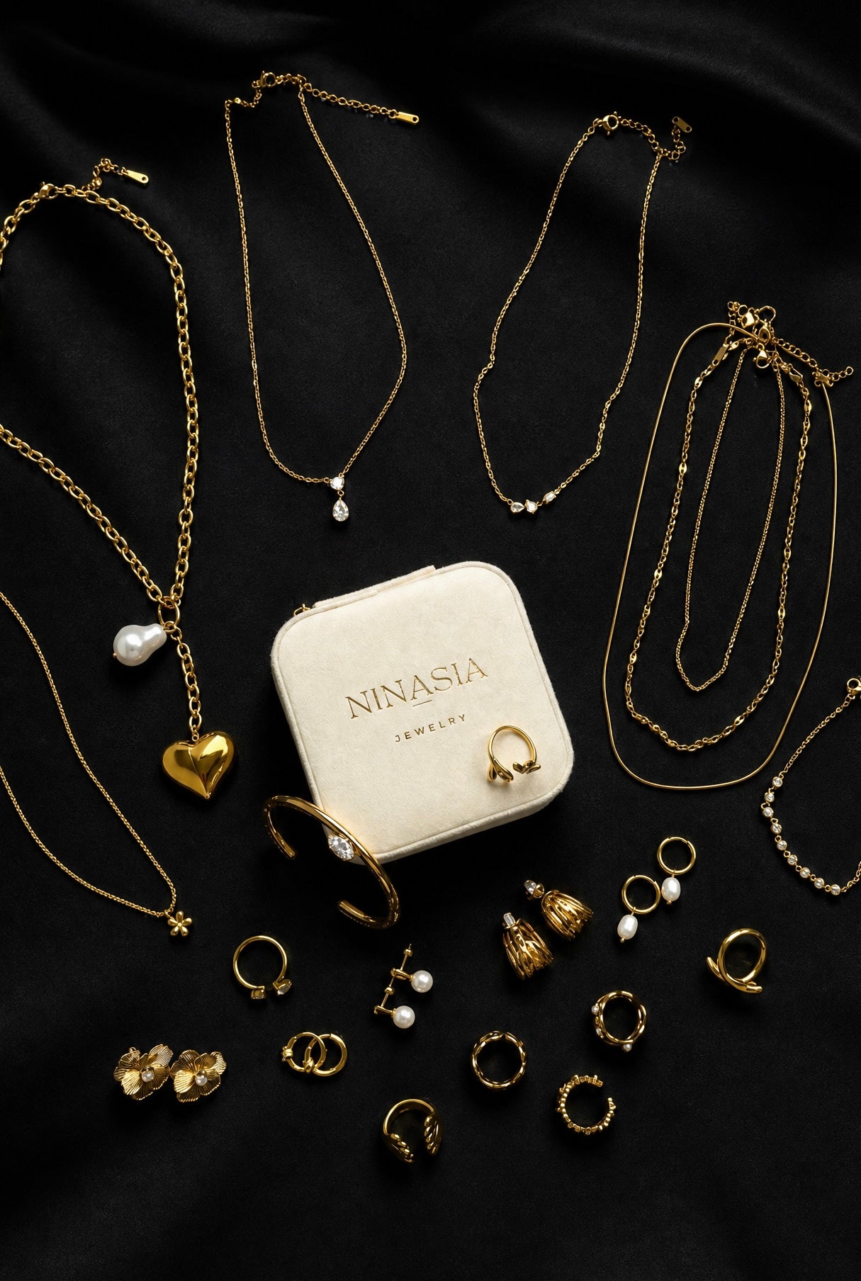 Pre-Order | NINASIA Schmuck Adventskalender 2026 | Limited Edition mit 18K vergoldetem Edelstahl, vergoldetem Silber und Schmuck-Etui