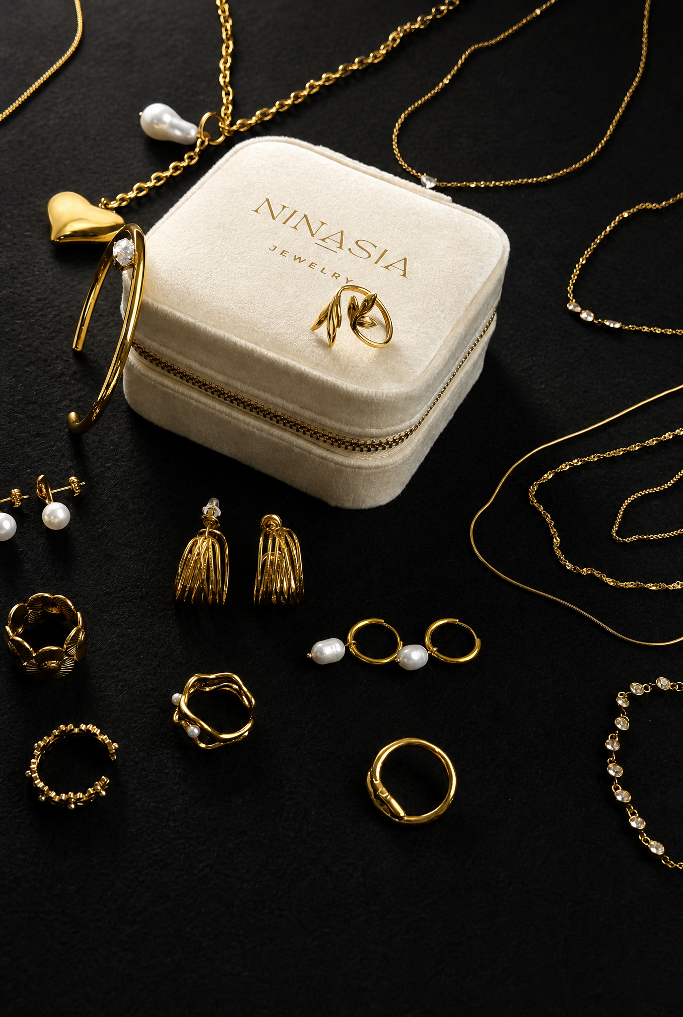 Pre-Order | NINASIA Schmuck Adventskalender 2026 | Limited Edition mit 18K vergoldetem Edelstahl, vergoldetem Silber und Schmuck-Etui