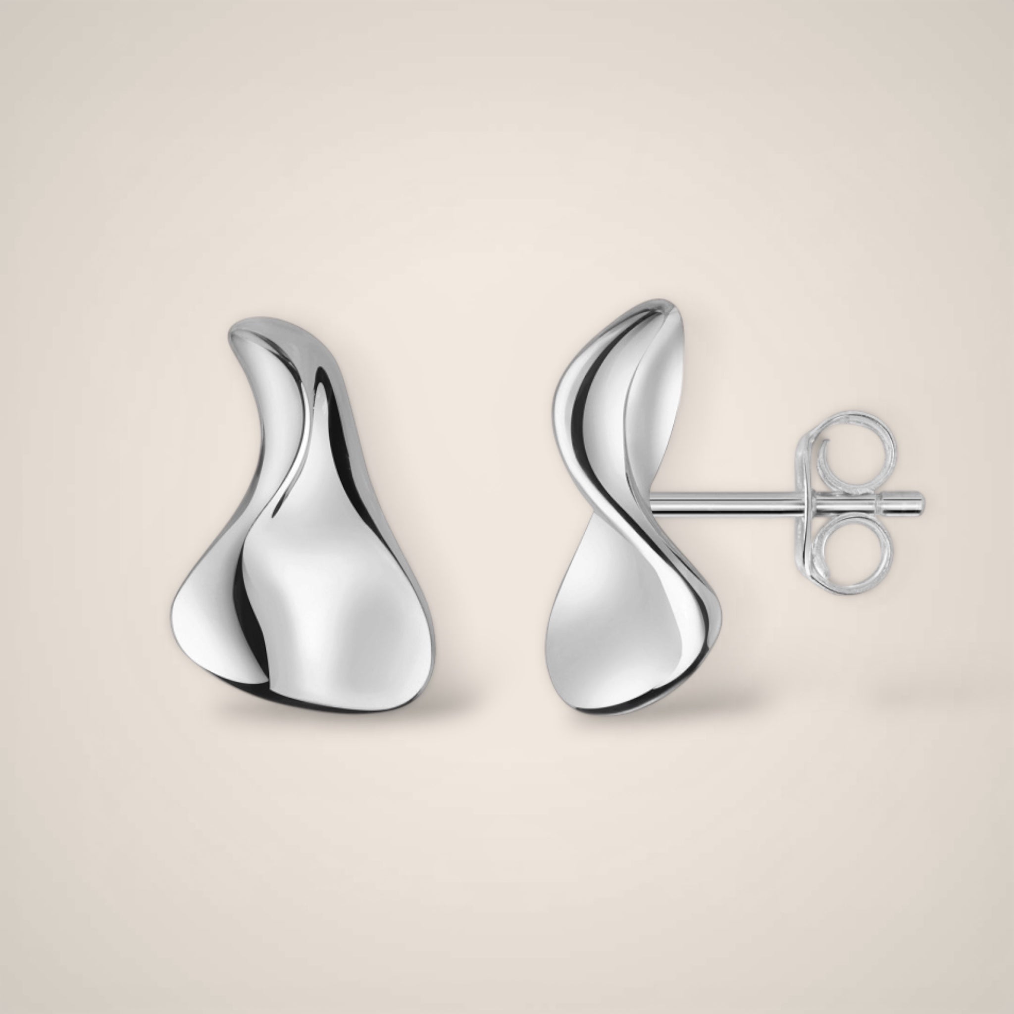 Sculptural Fluid Ohrstecker - Substanziell aus 925 Silber - NINASIA