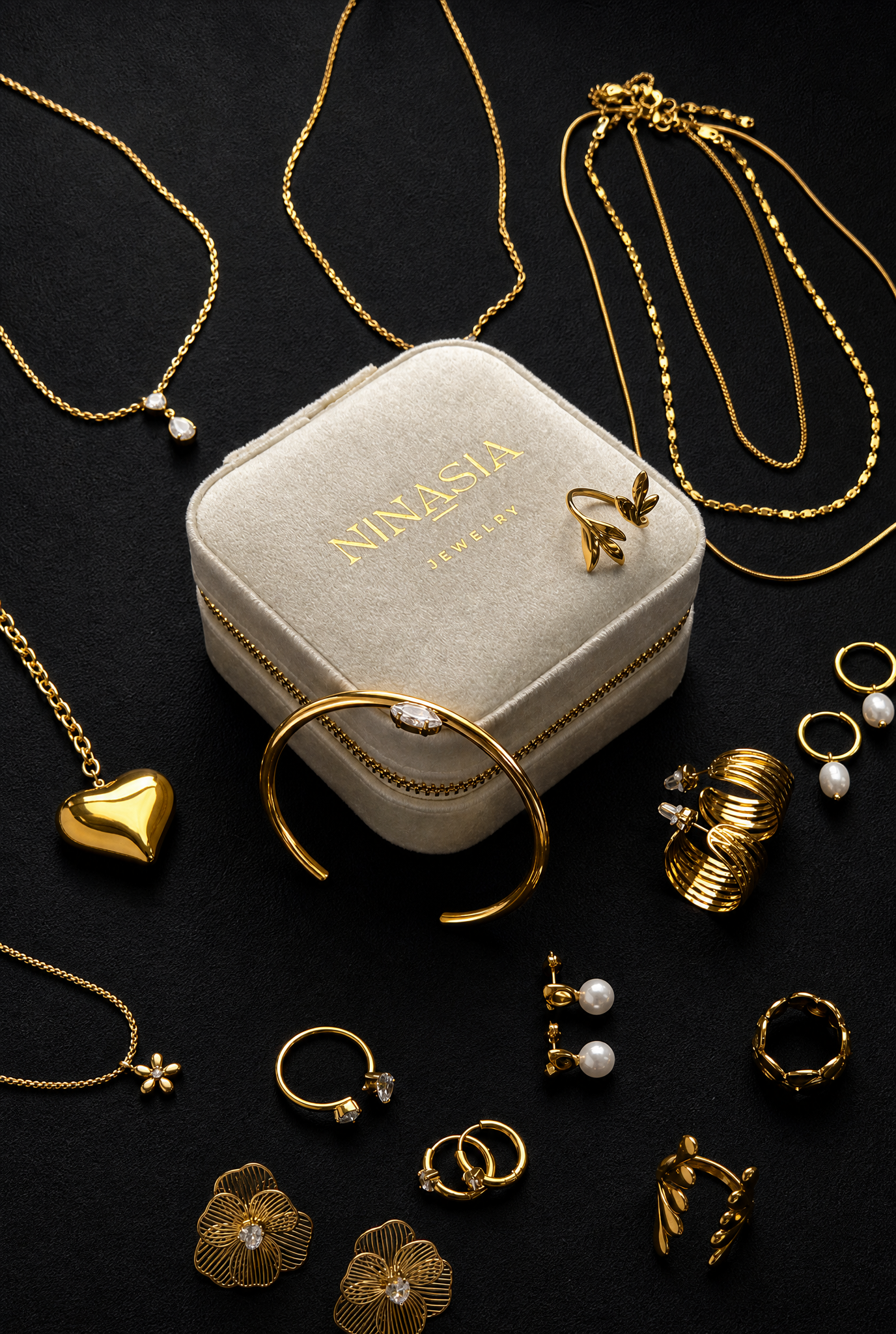Pre-Order | NINASIA Schmuck Adventskalender 2026 | Limited Edition mit 18K vergoldetem Edelstahl, vergoldetem Silber und Schmuck-Etui