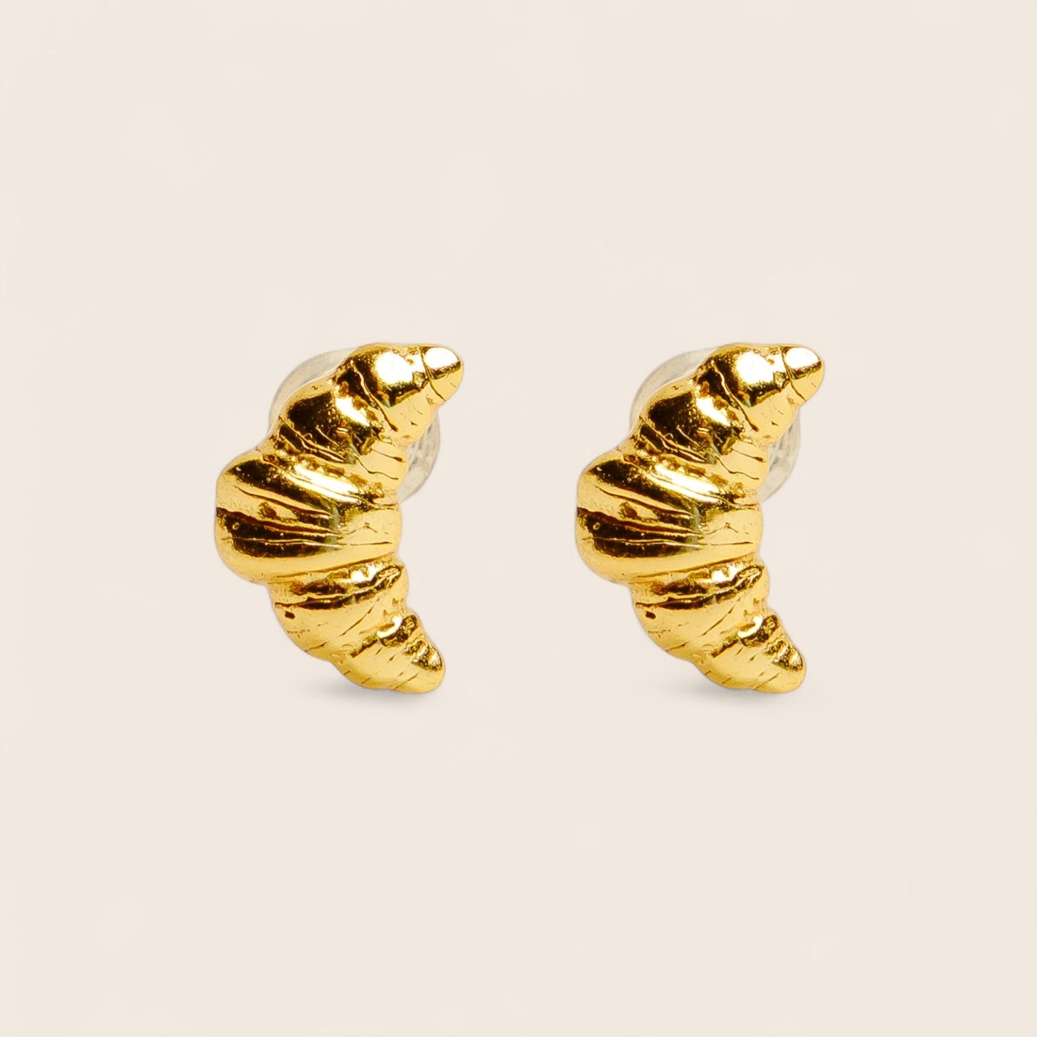 Mini Croissant stud earrings made of 925 silver 18K gold plated