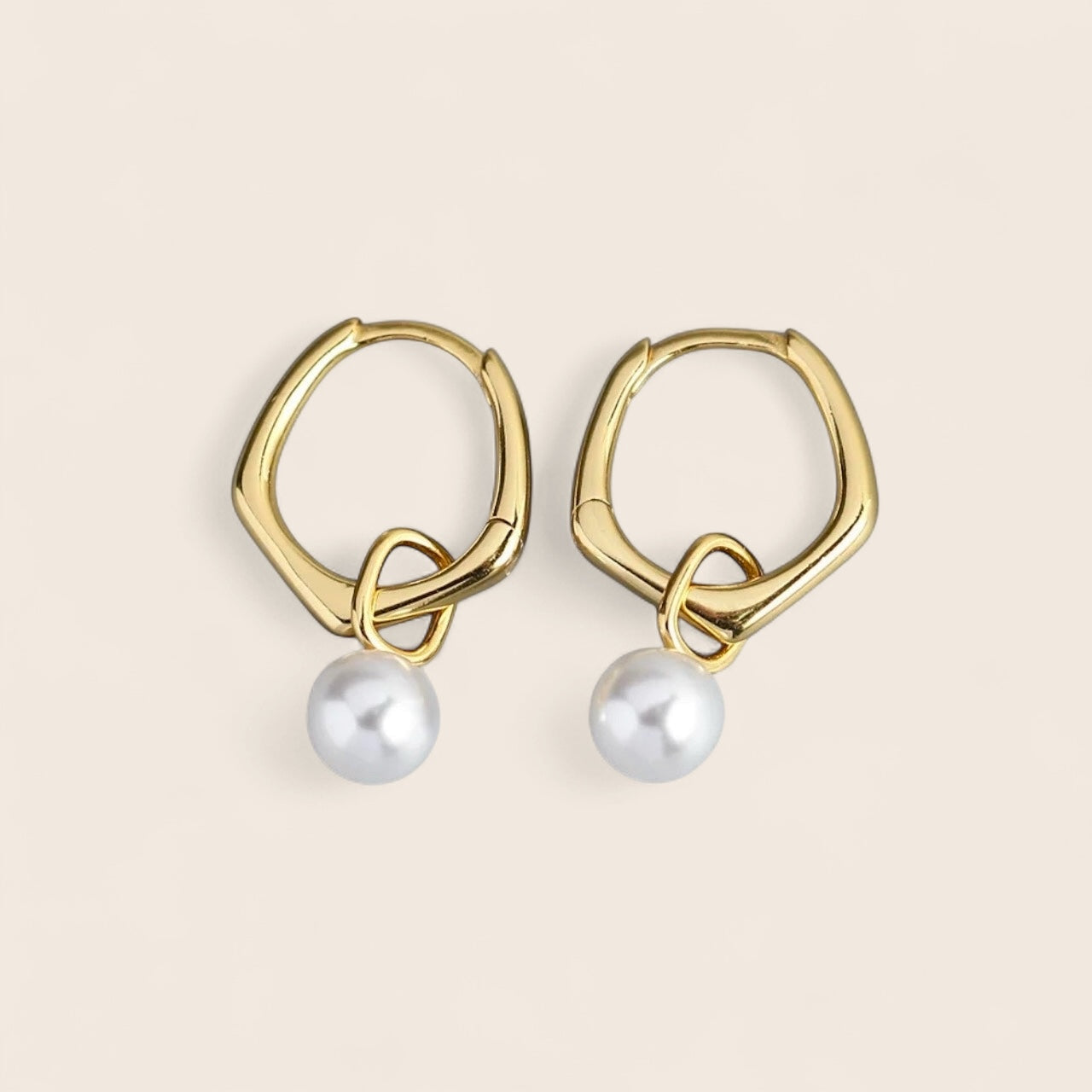 Pearl hoop earrings – minimalist classic earrings made of 925 silver with 14K gold plating