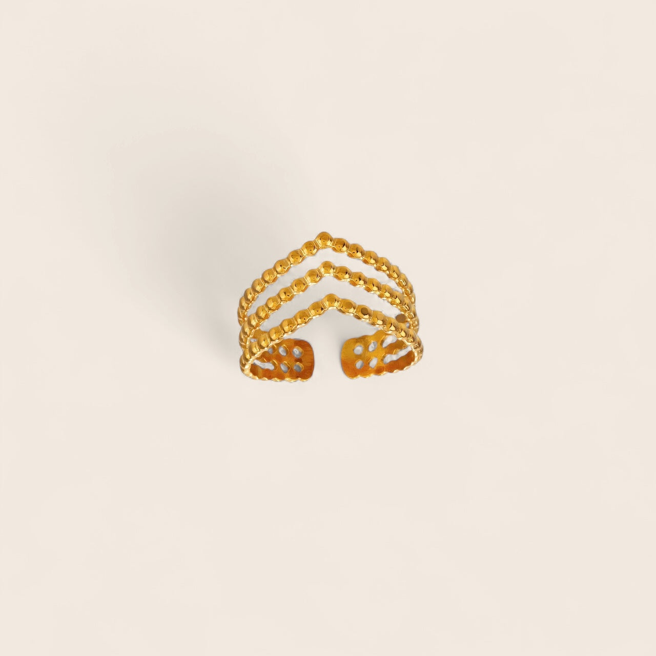 Minimalist Arrow Statement Ring – 18K Gold Plated Stainless Steel