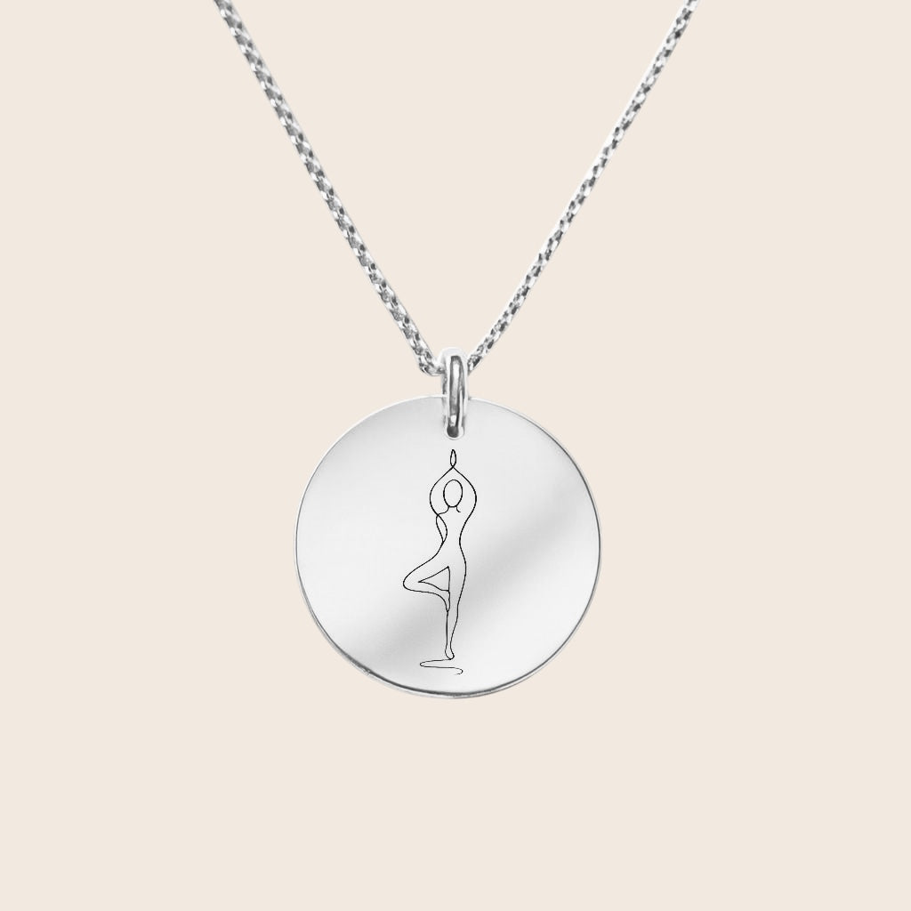 Personalisierte Halskette –  runder Gravur Anhänger - Yoga Pose - aus 925 Silber oder Silber vergoldet