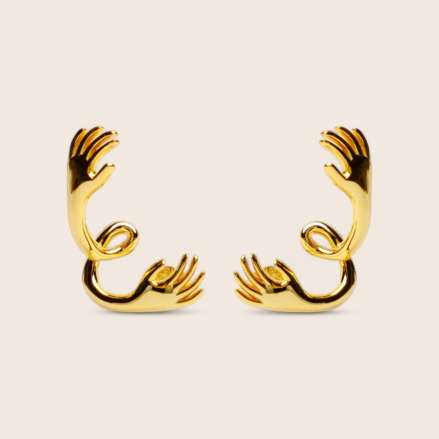 Like a hug - hugging hands stud earrings - earrings made of 925 silver 18k gold-plated