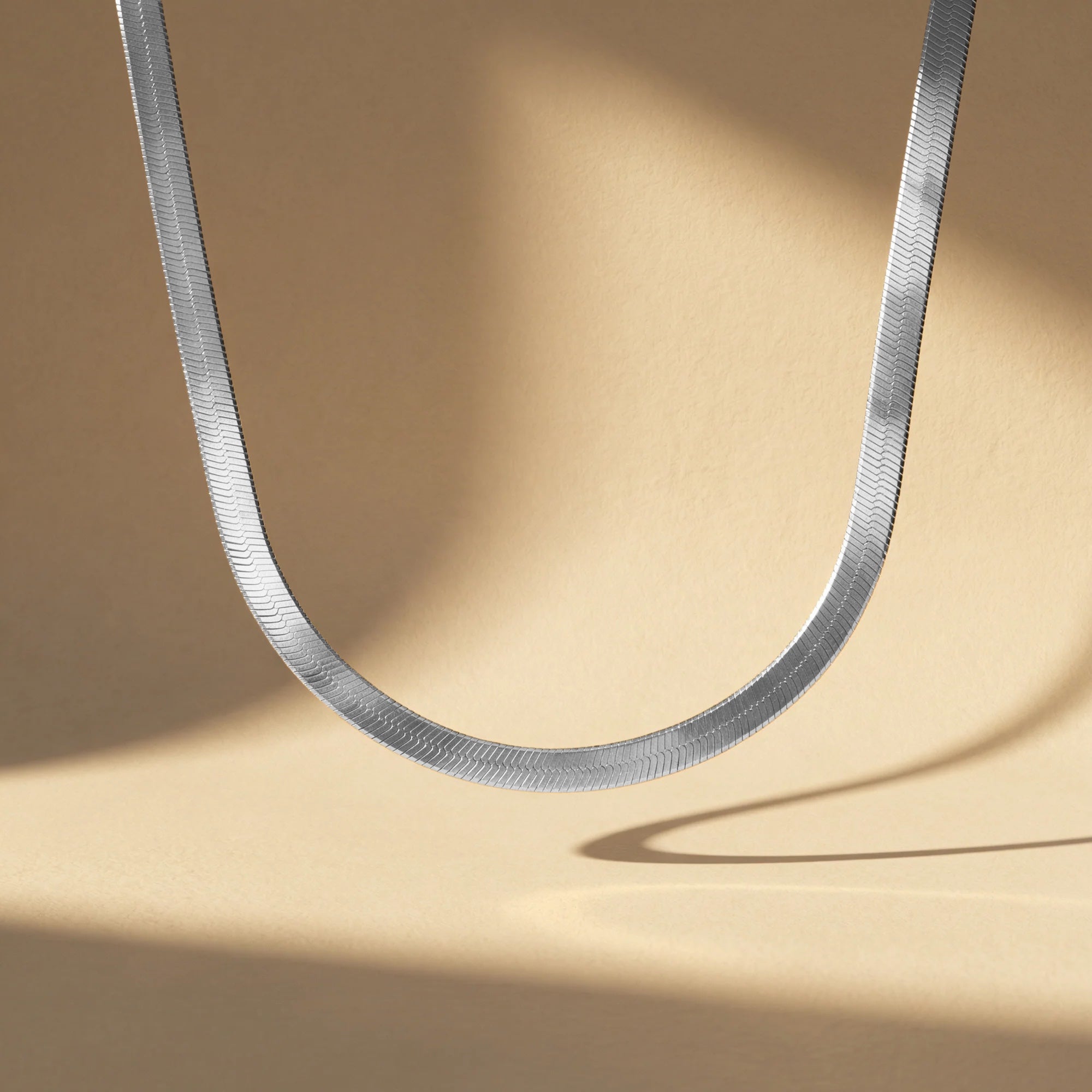 Essenzielle flache Schlangenkette aus 925 Sterling Silber 18K vergoldet - NINASIA