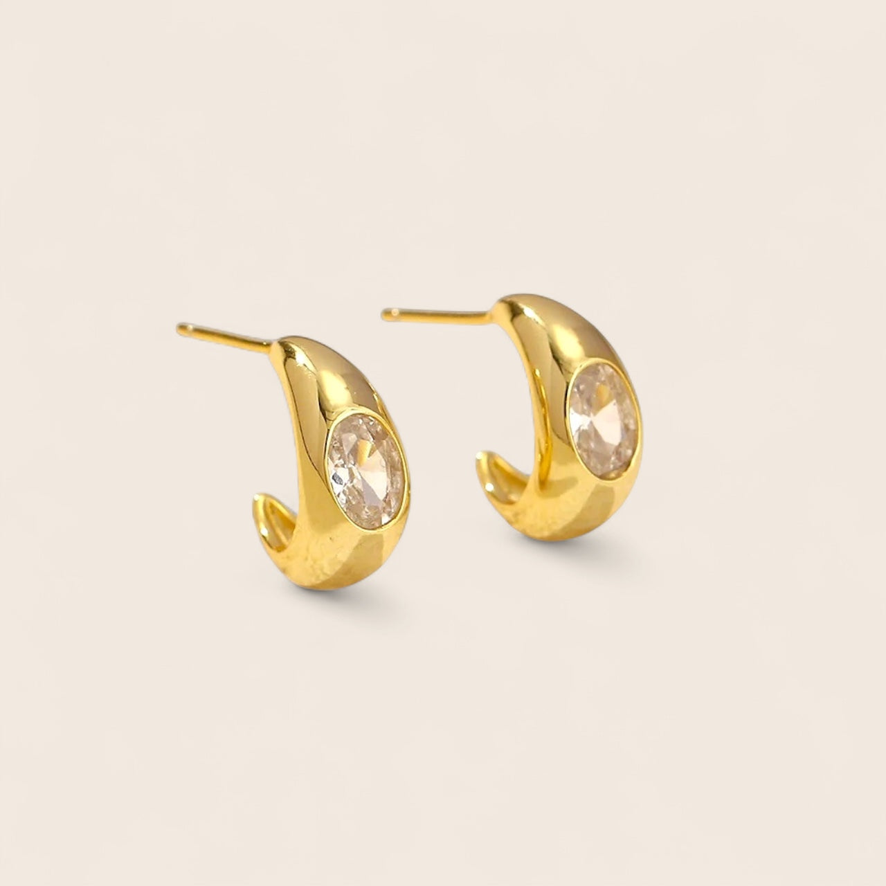 Golden Spark Studs – with zirconia, 925 silver 14K gold-plated