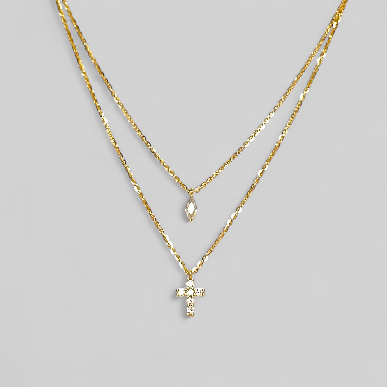Double Kreuz Design Tropfen Charm Zirkonia Halskette aus 925er Silber vergoldet