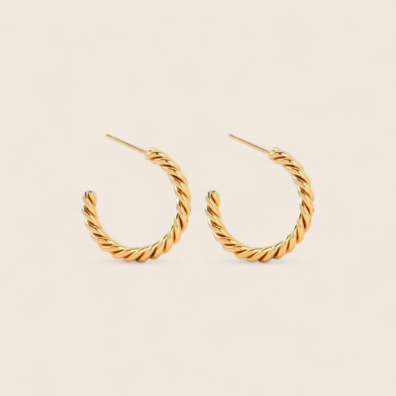 Minimalist croissant earrings 18K gold plated made of stainless steel