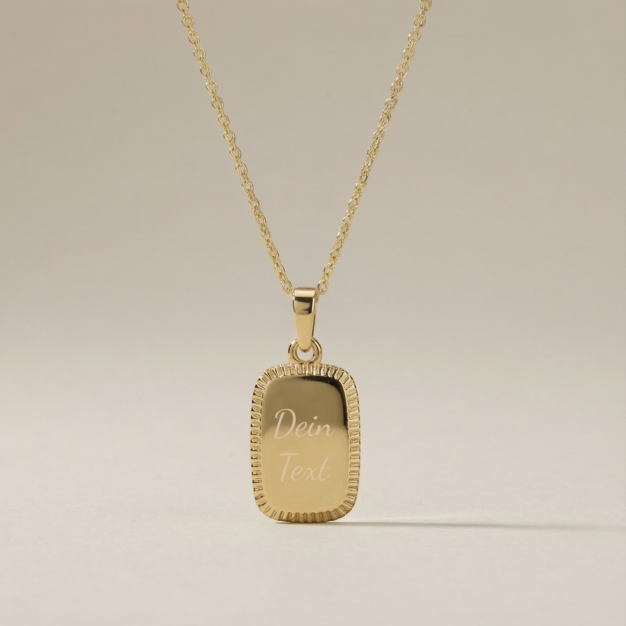 Personalisierbarer massiver Anhänger mit Halskette - aus 925 Silber vergoldet