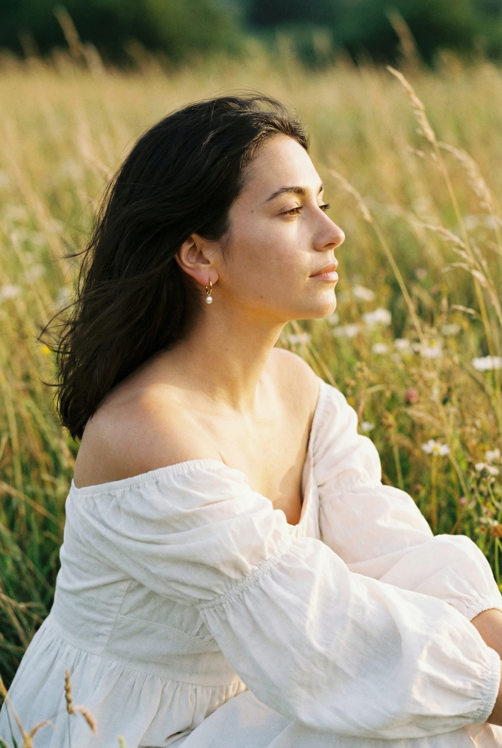 Mini Runde Creolen mit Perlen - Ohrringe aus 925er Sterling Silber 14K vergoldet - NINASIA